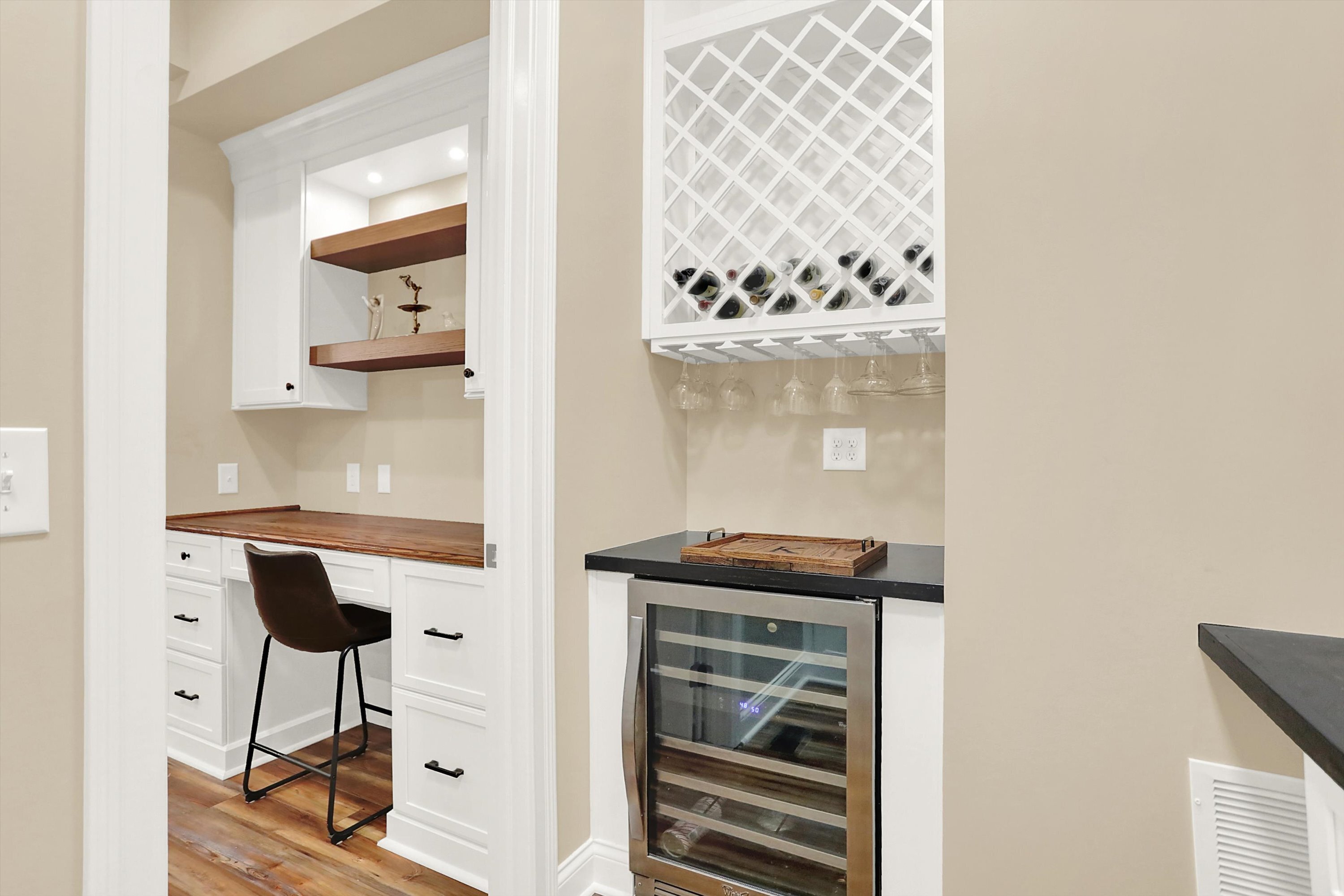 720 Chatham Hills Boulevard