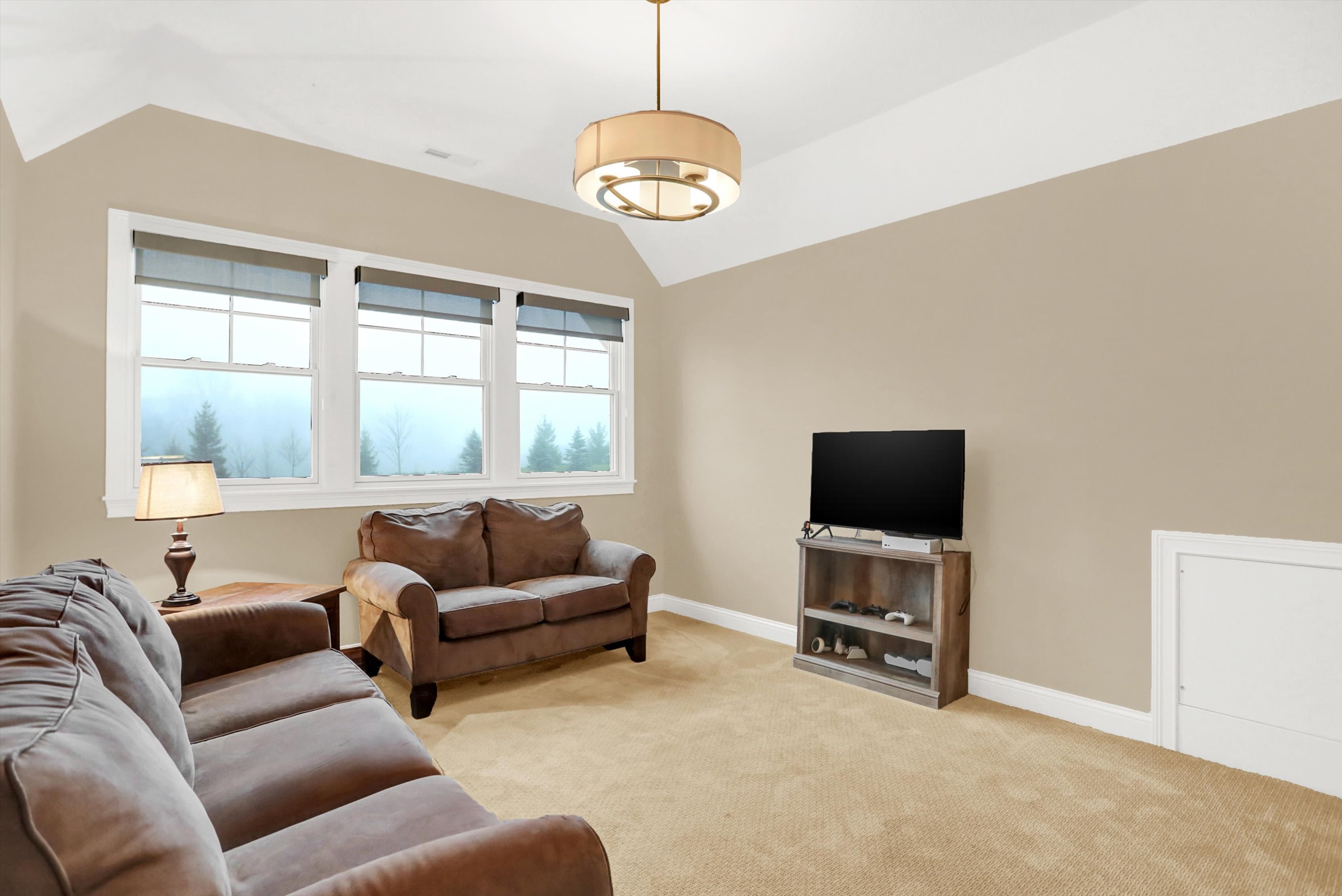 720 Chatham Hills Boulevard