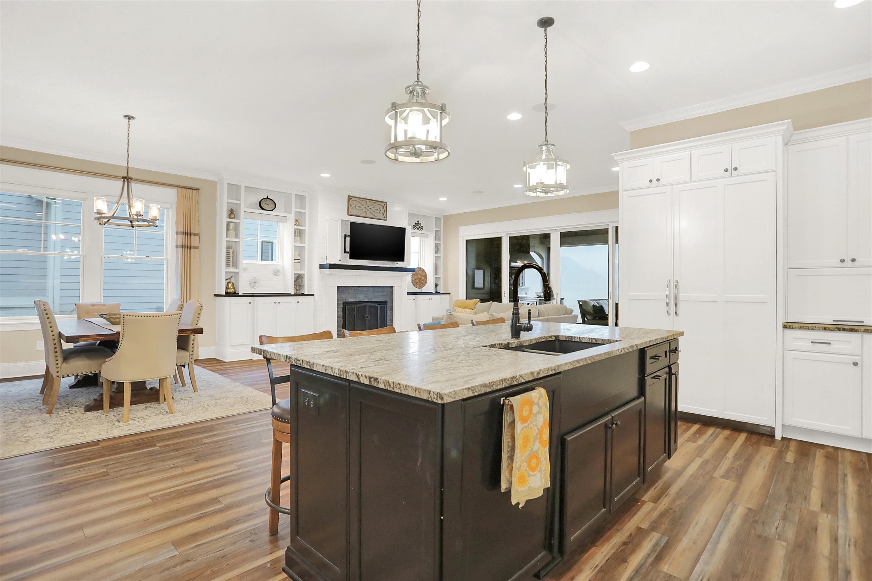 720 Chatham Hills Boulevard