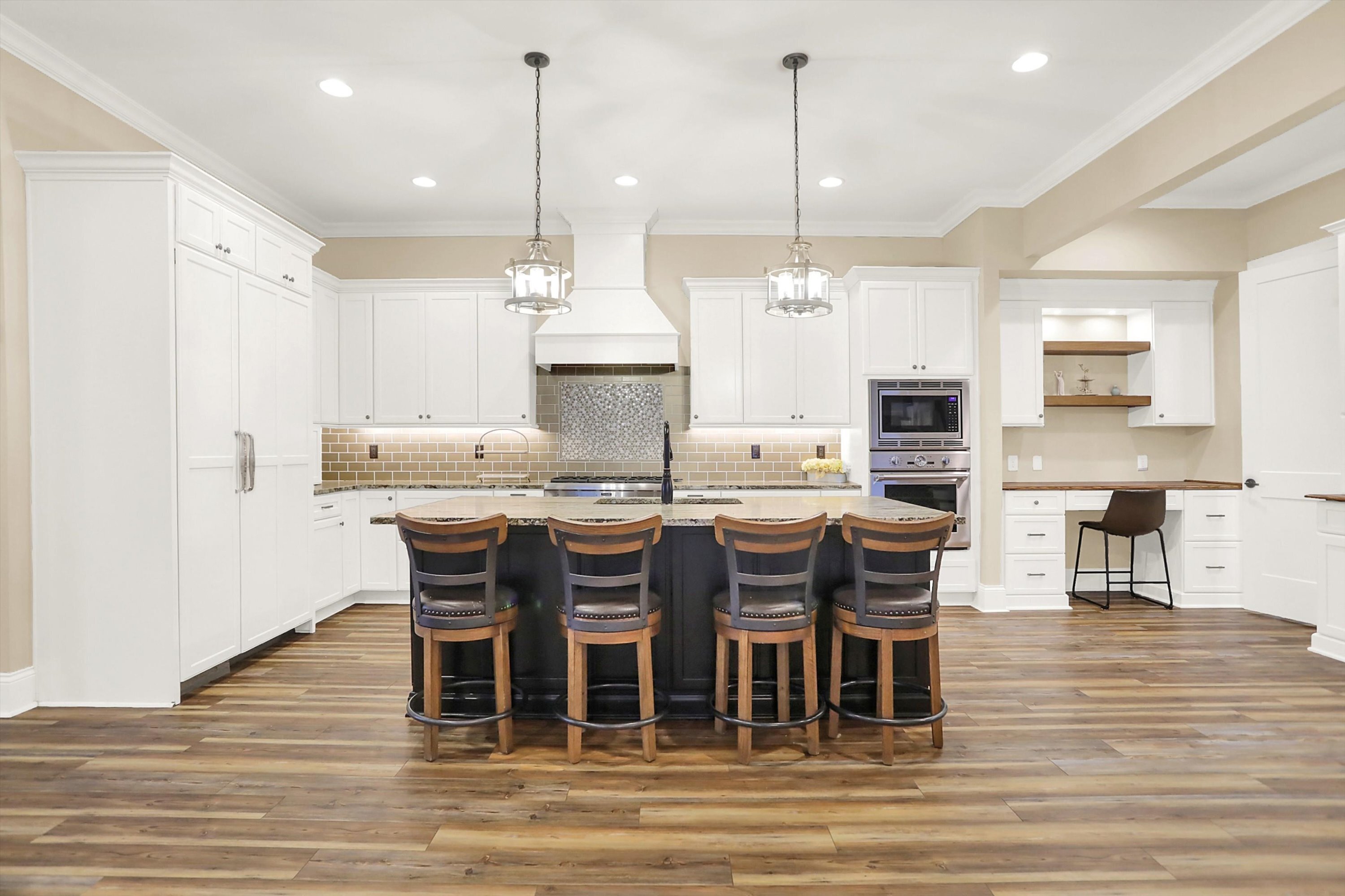 720 Chatham Hills Boulevard