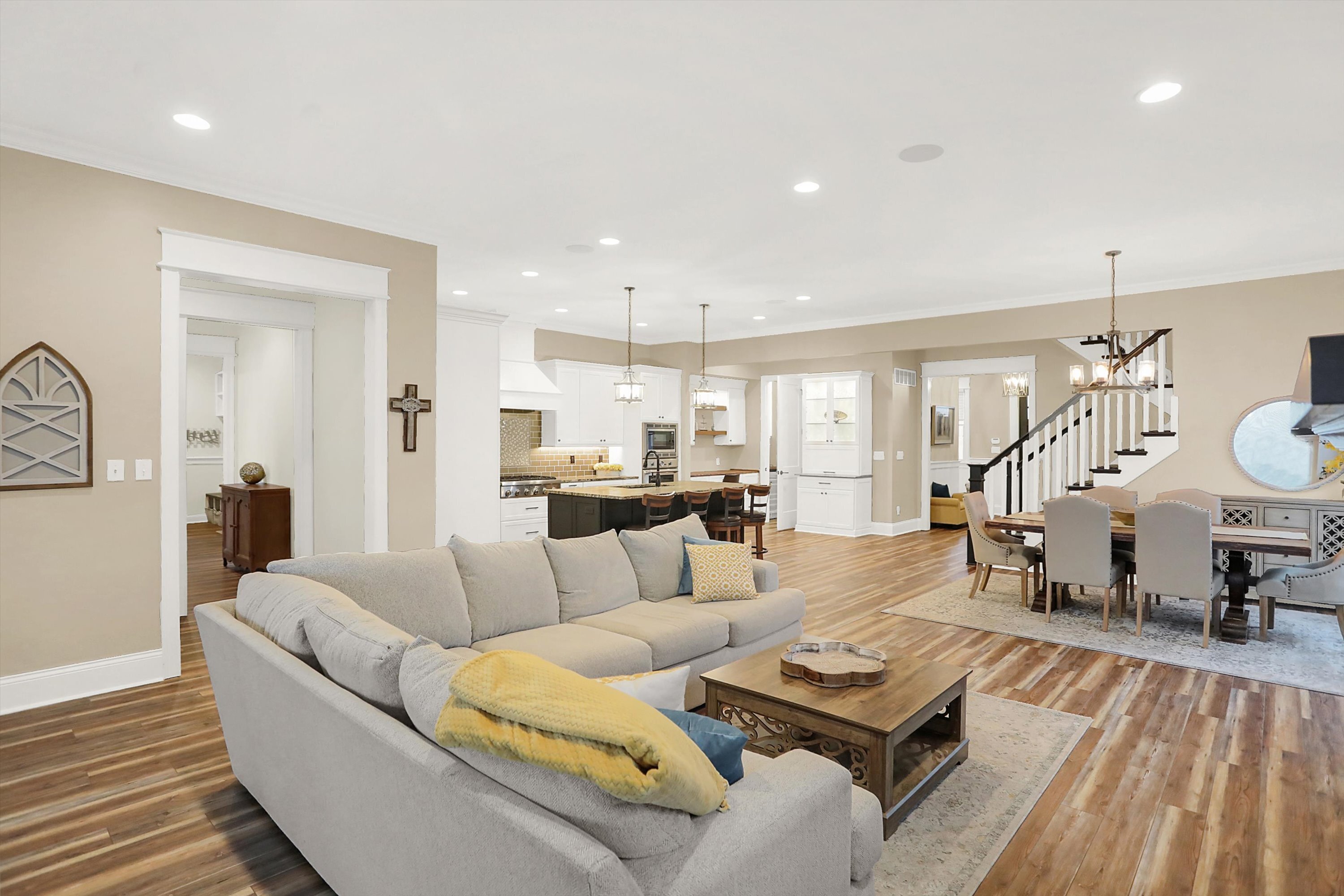 720 Chatham Hills Boulevard