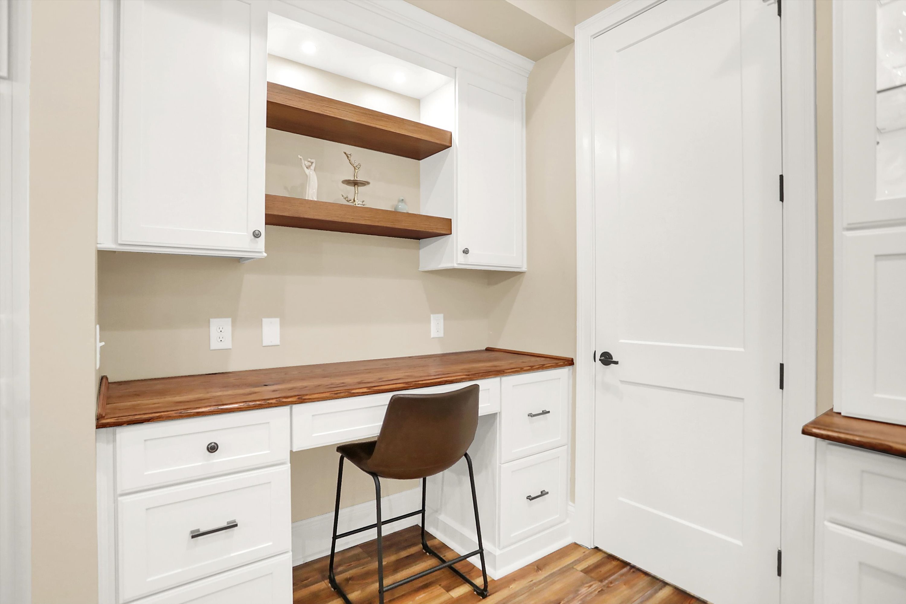 720 Chatham Hills Boulevard