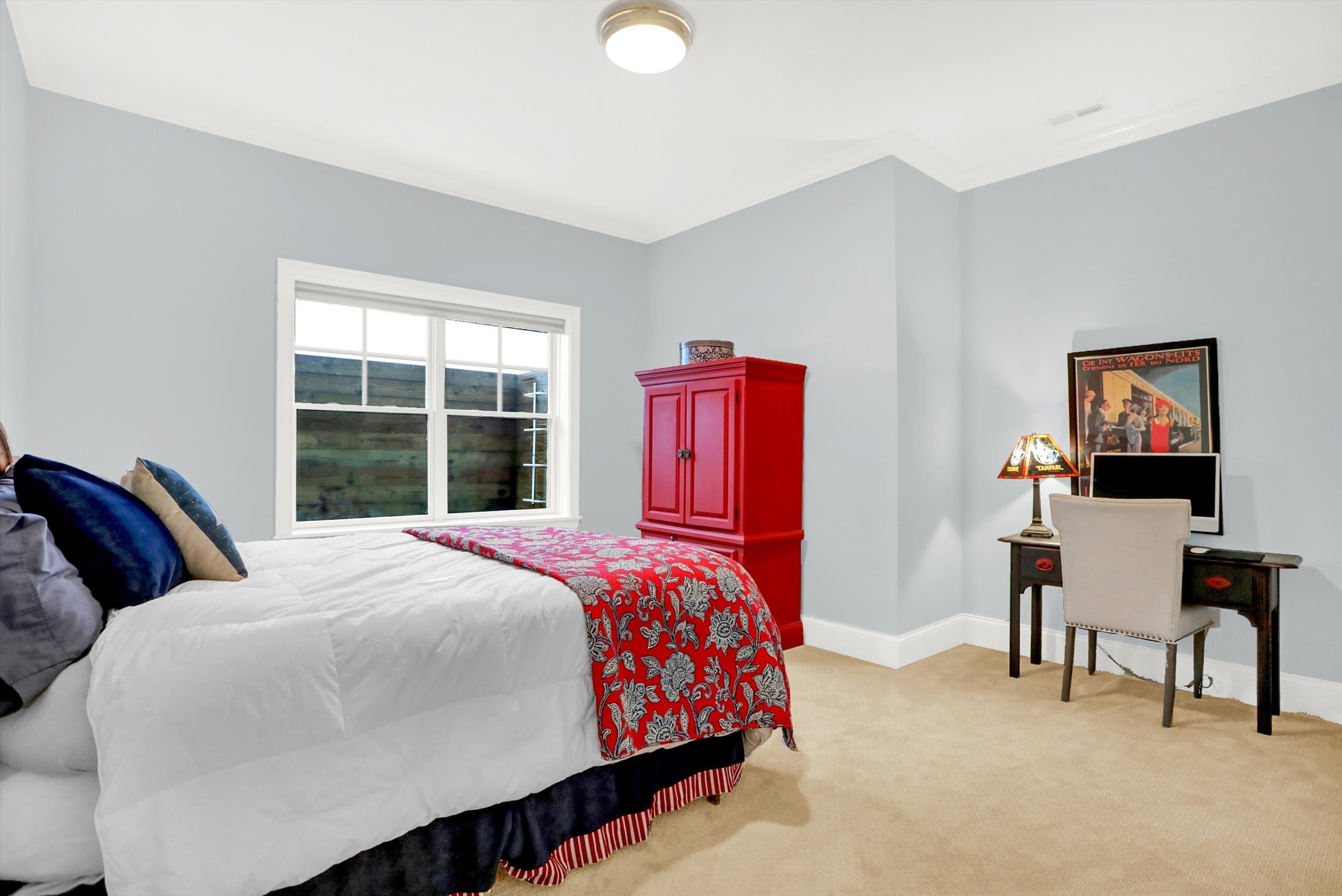 720 Chatham Hills Boulevard