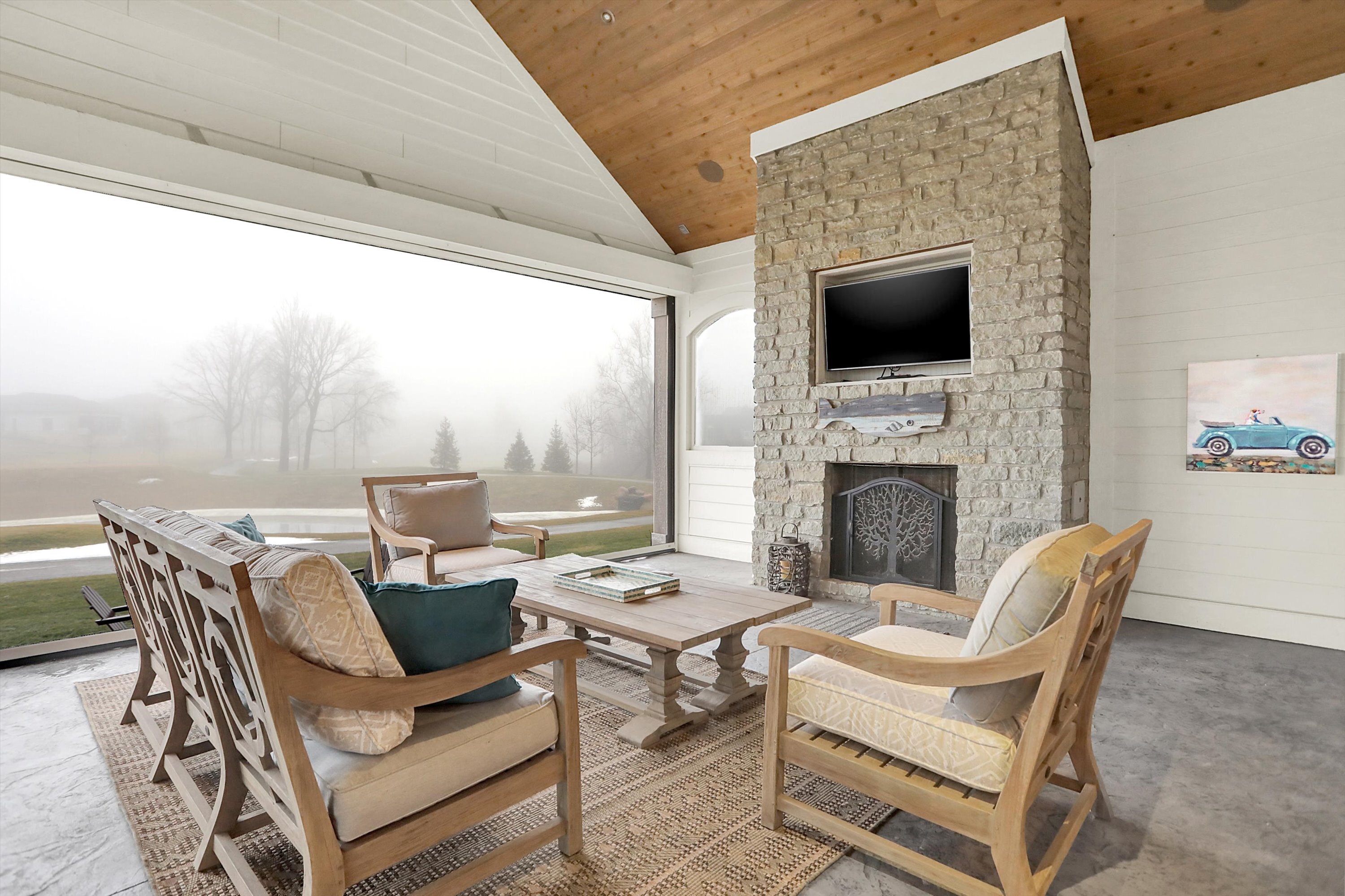 720 Chatham Hills Boulevard