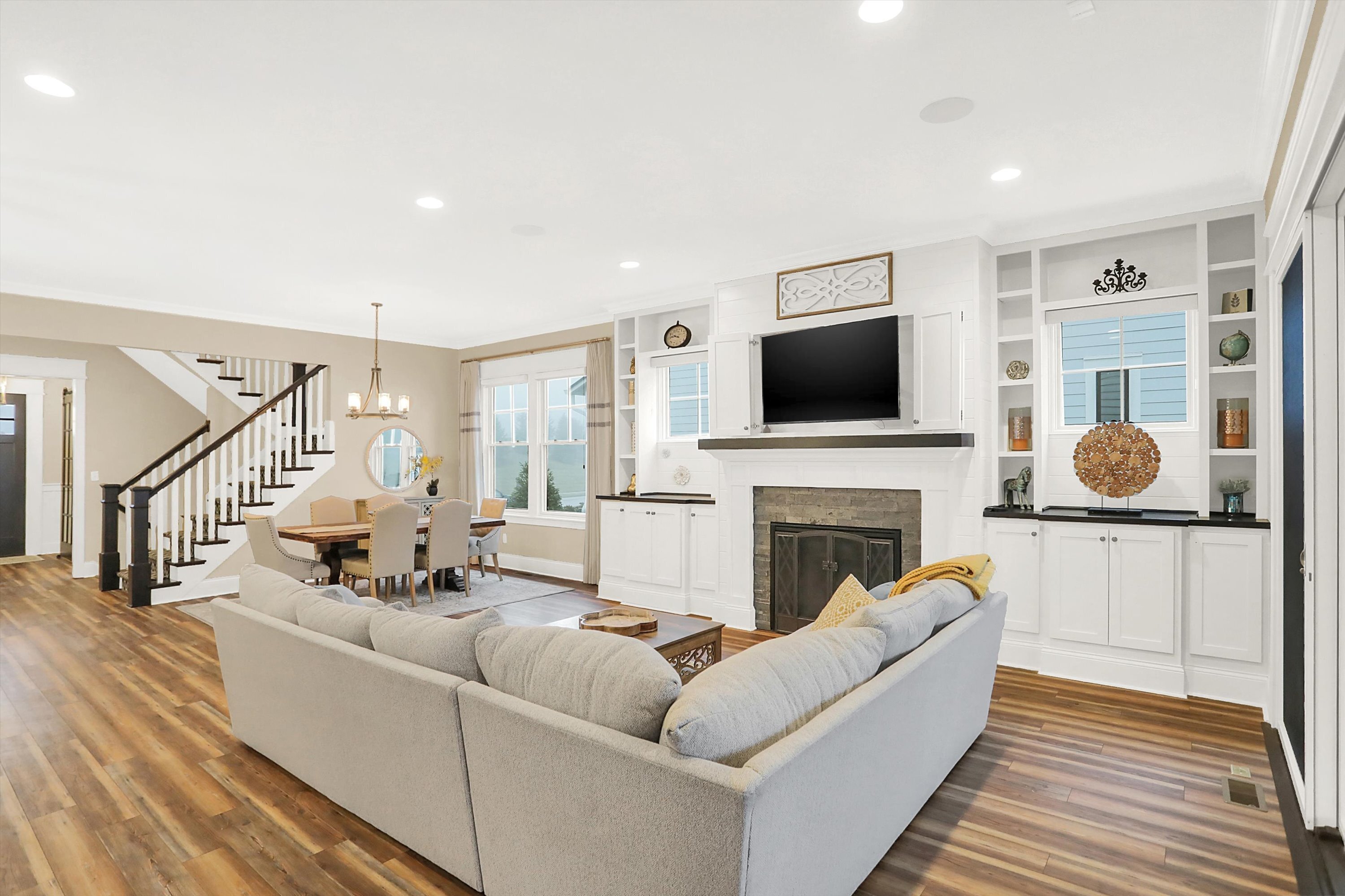 720 Chatham Hills Boulevard