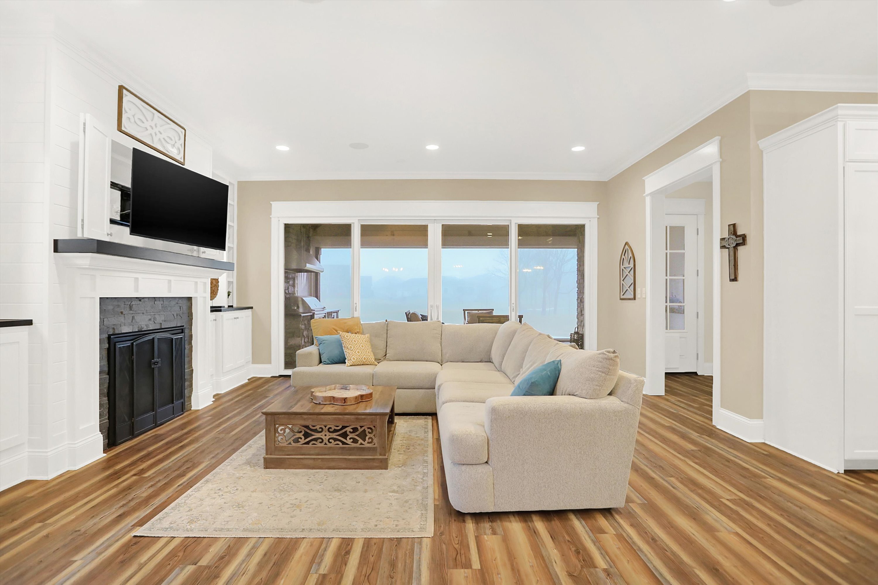 720 Chatham Hills Boulevard