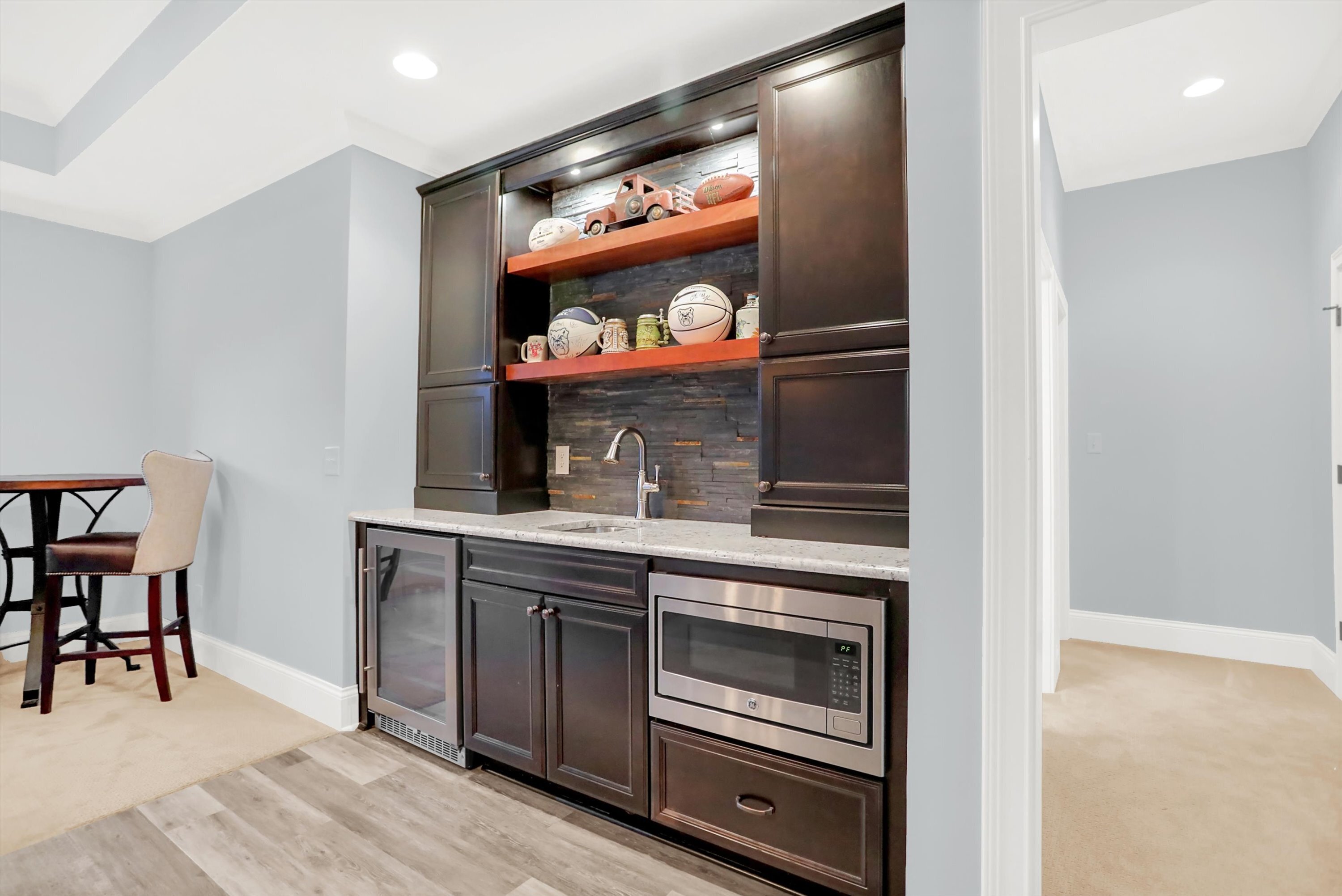 720 Chatham Hills Boulevard