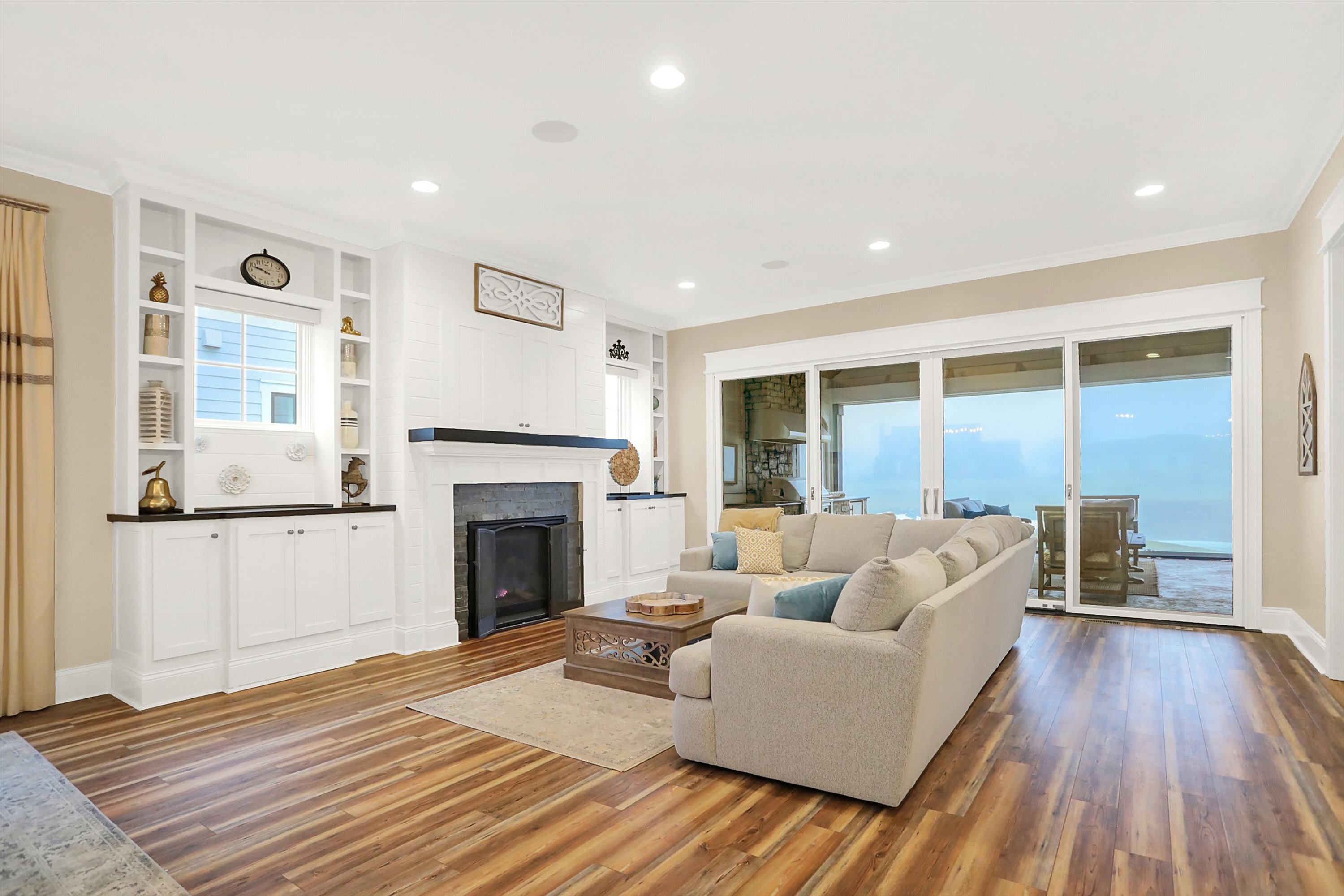 720 Chatham Hills Boulevard