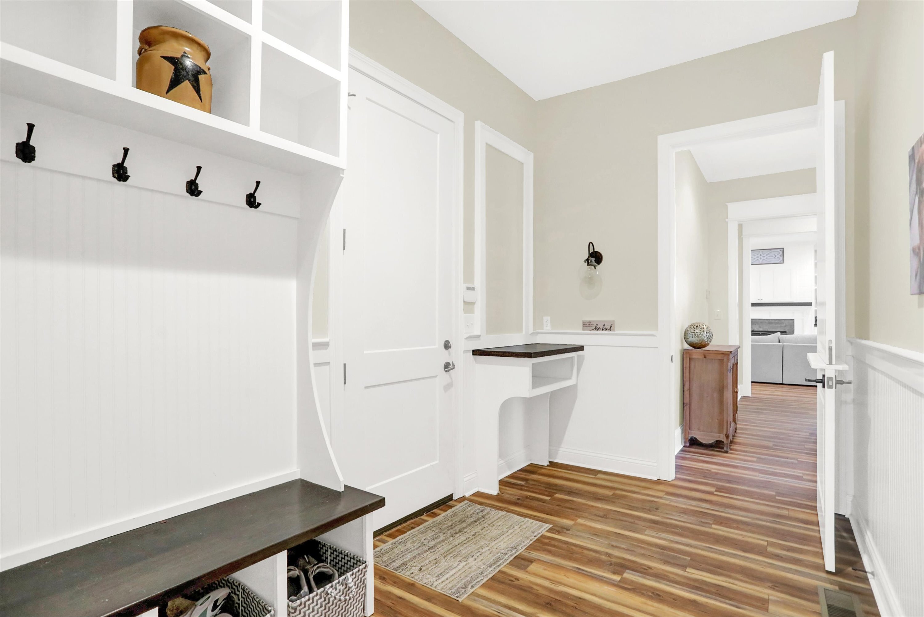 720 Chatham Hills Boulevard