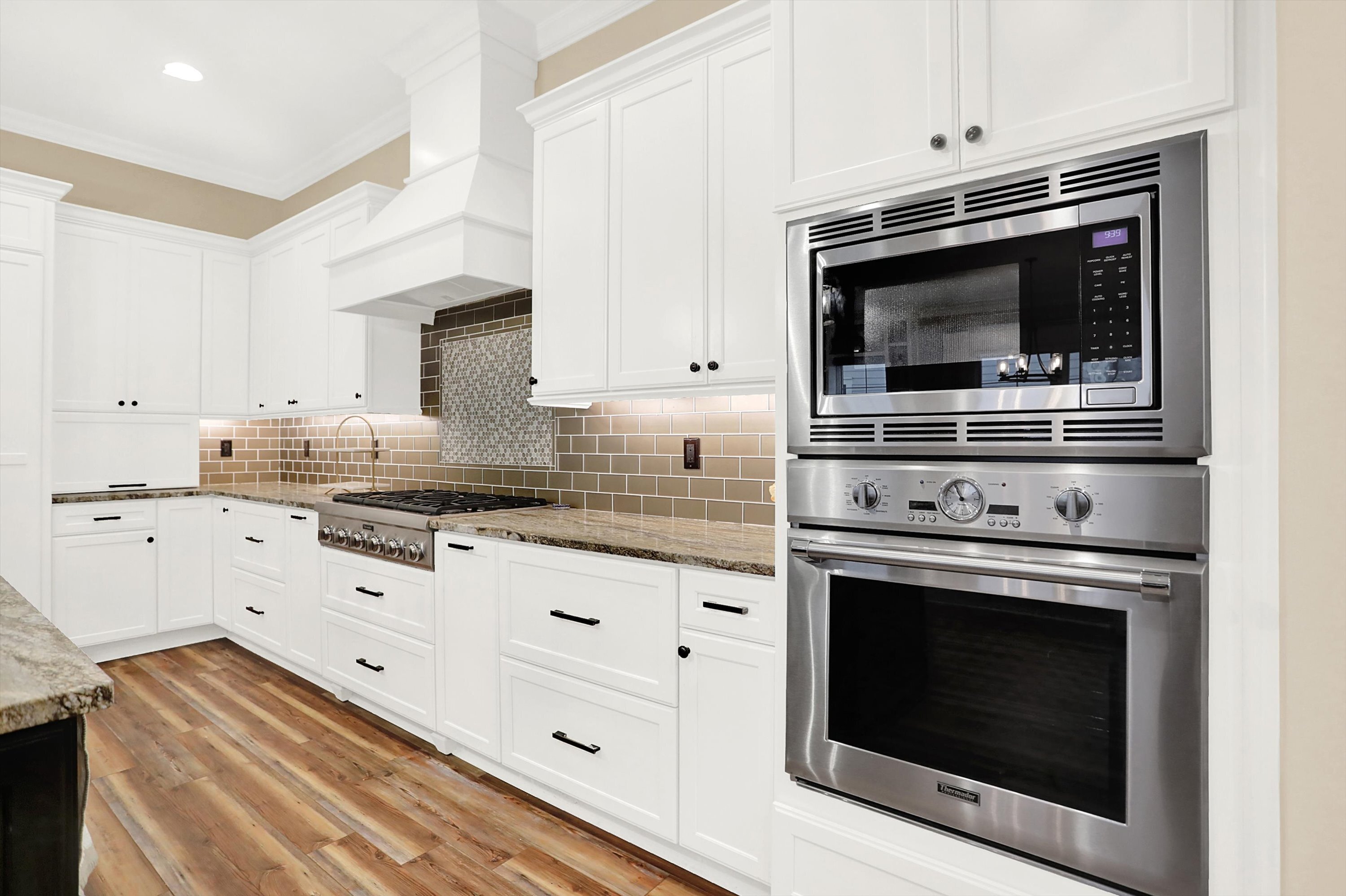 720 Chatham Hills Boulevard