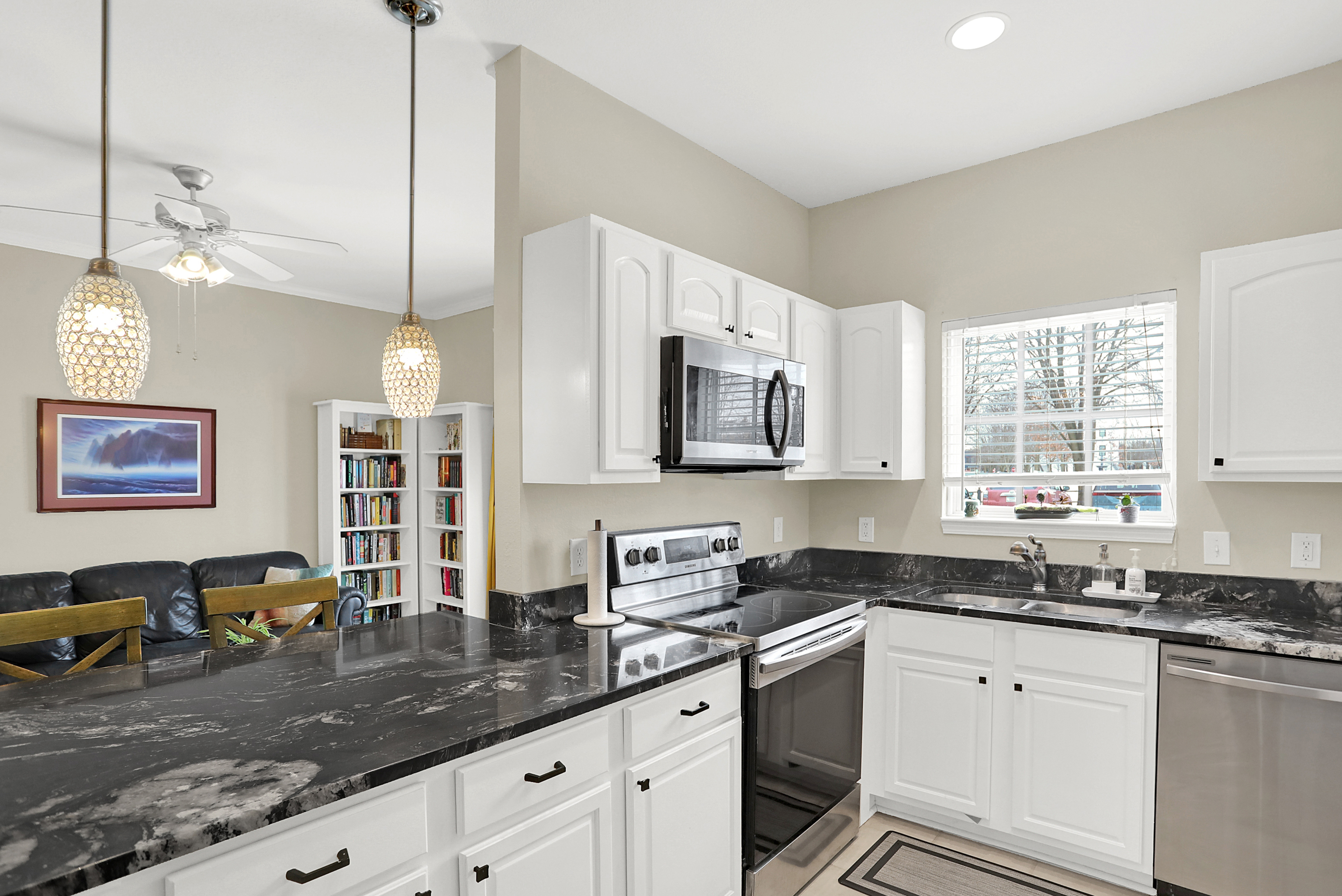 12926 University Crescent Unit: 1A