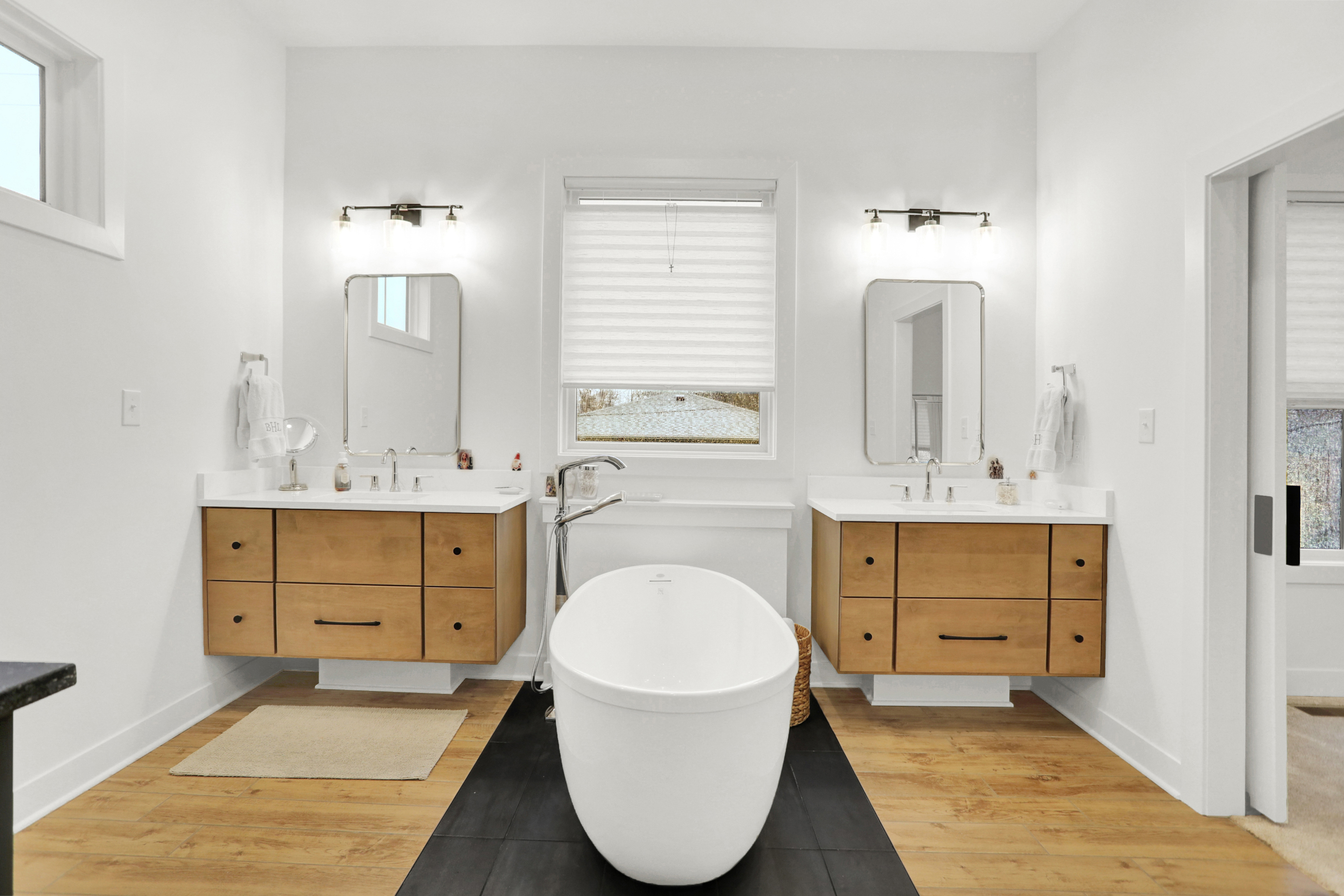 17107 Sanders Farm Circle