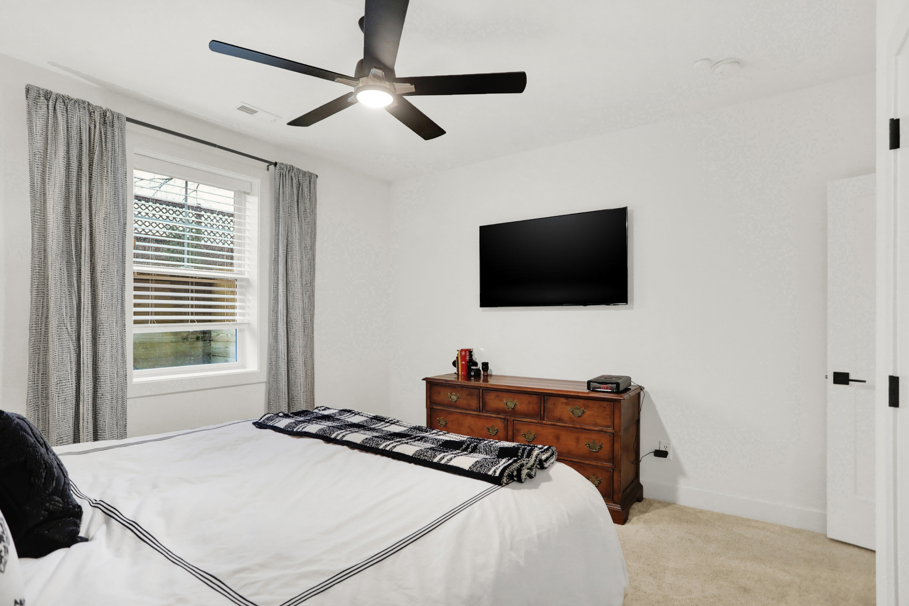 17107 Sanders Farm Circle