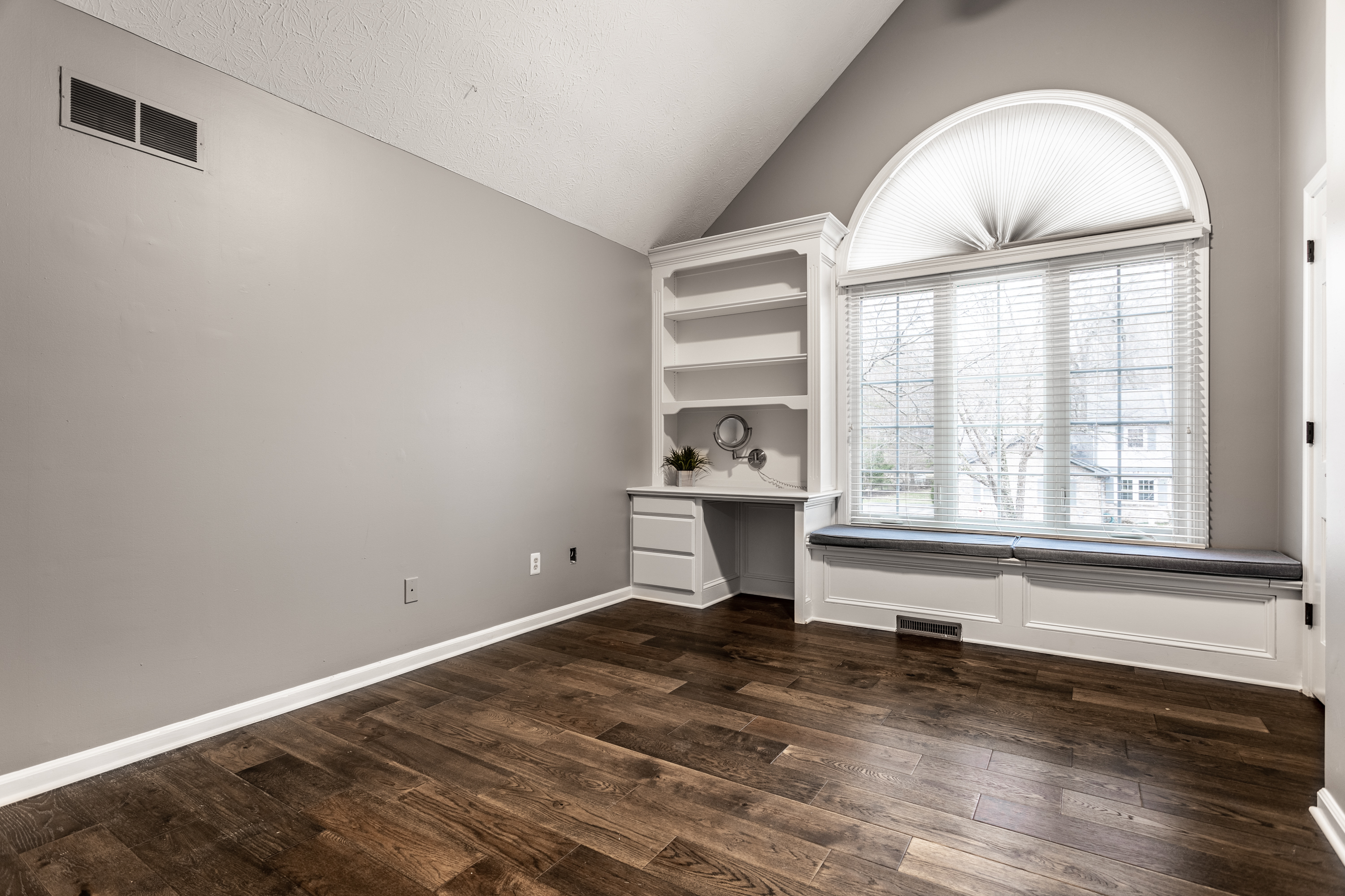 10595 Breckenridge Drive