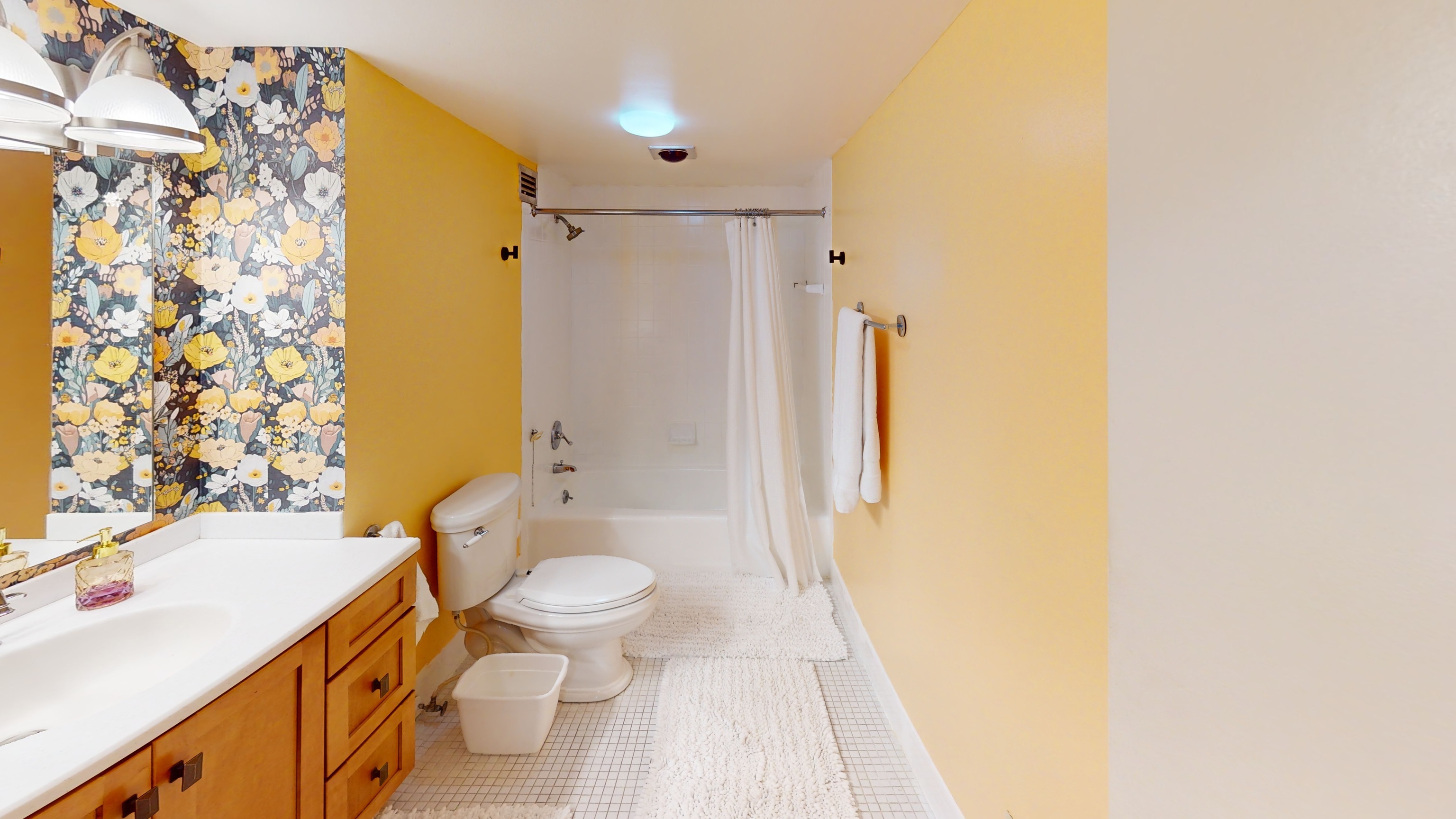 4000 N Meridian Street Unit: 8A