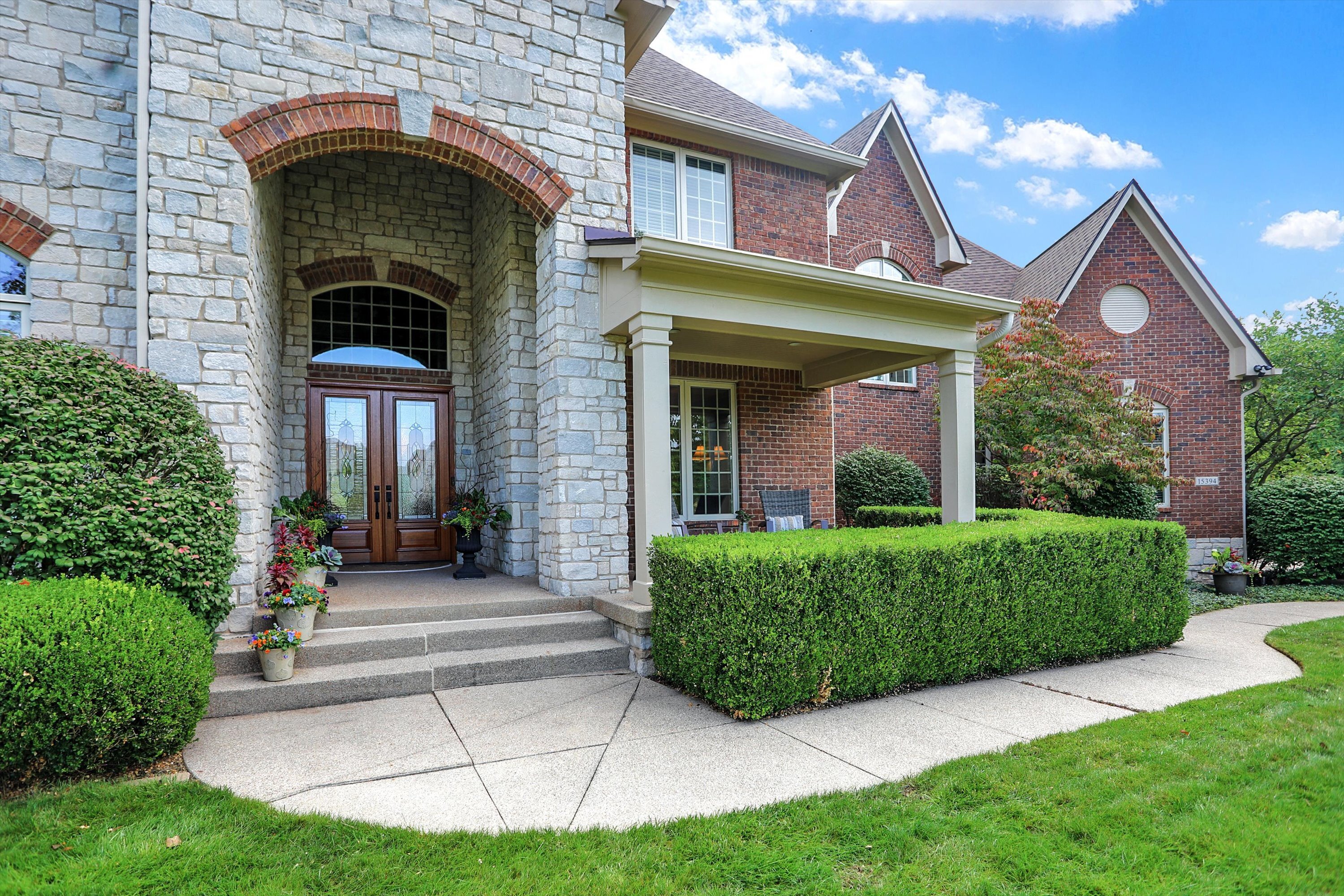 15394 Whistling Lane
