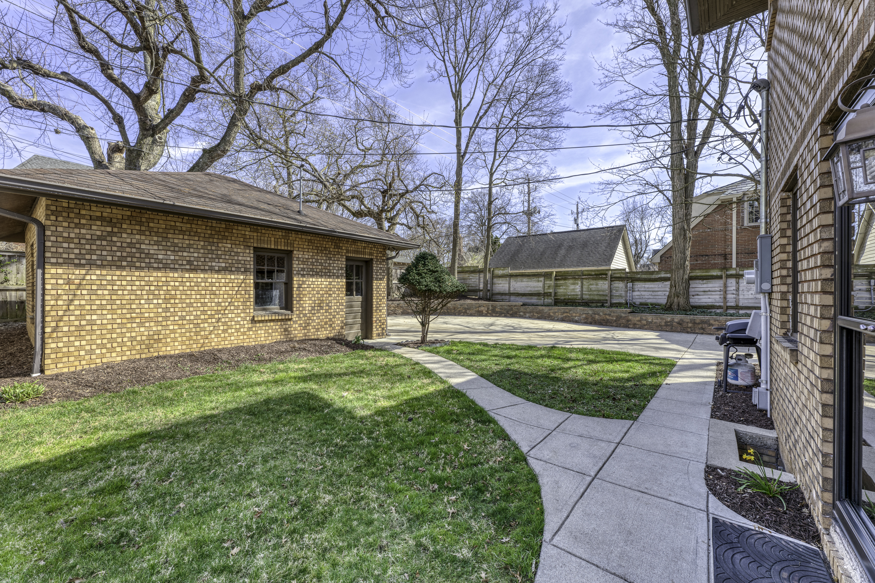 5509 N Pennsylvania Street