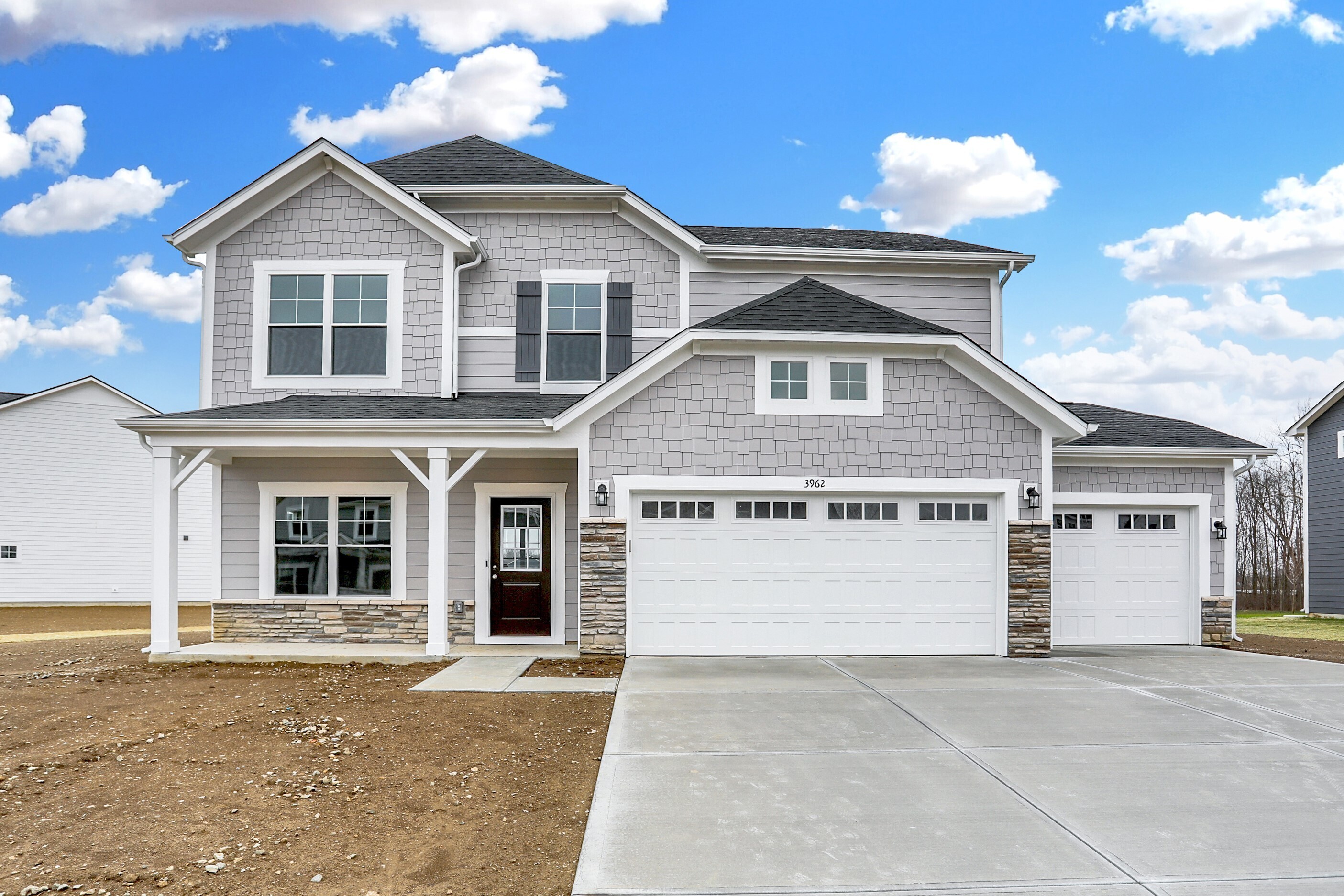 3962 Railhead Avenue