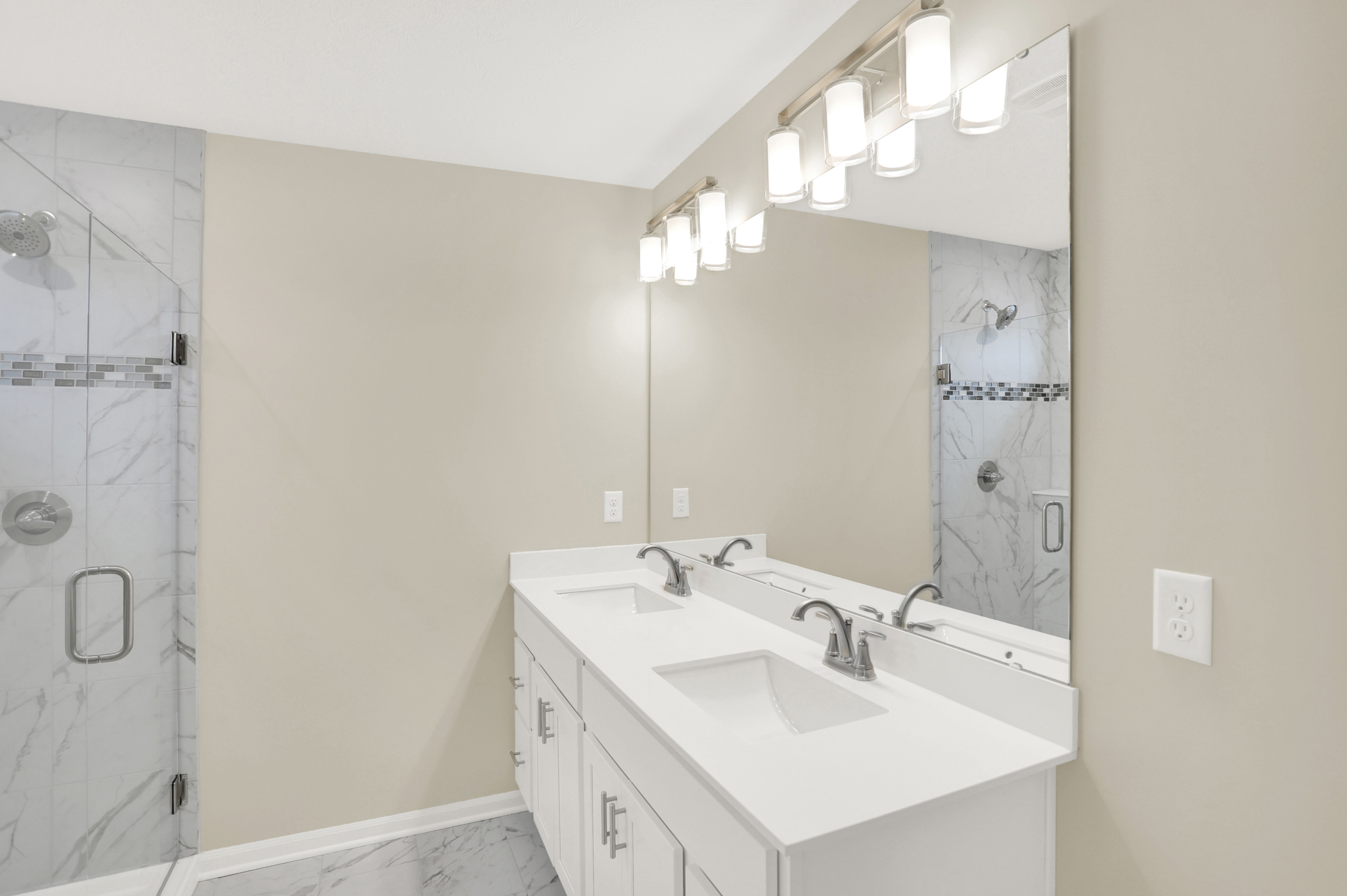 3962 Railhead Avenue