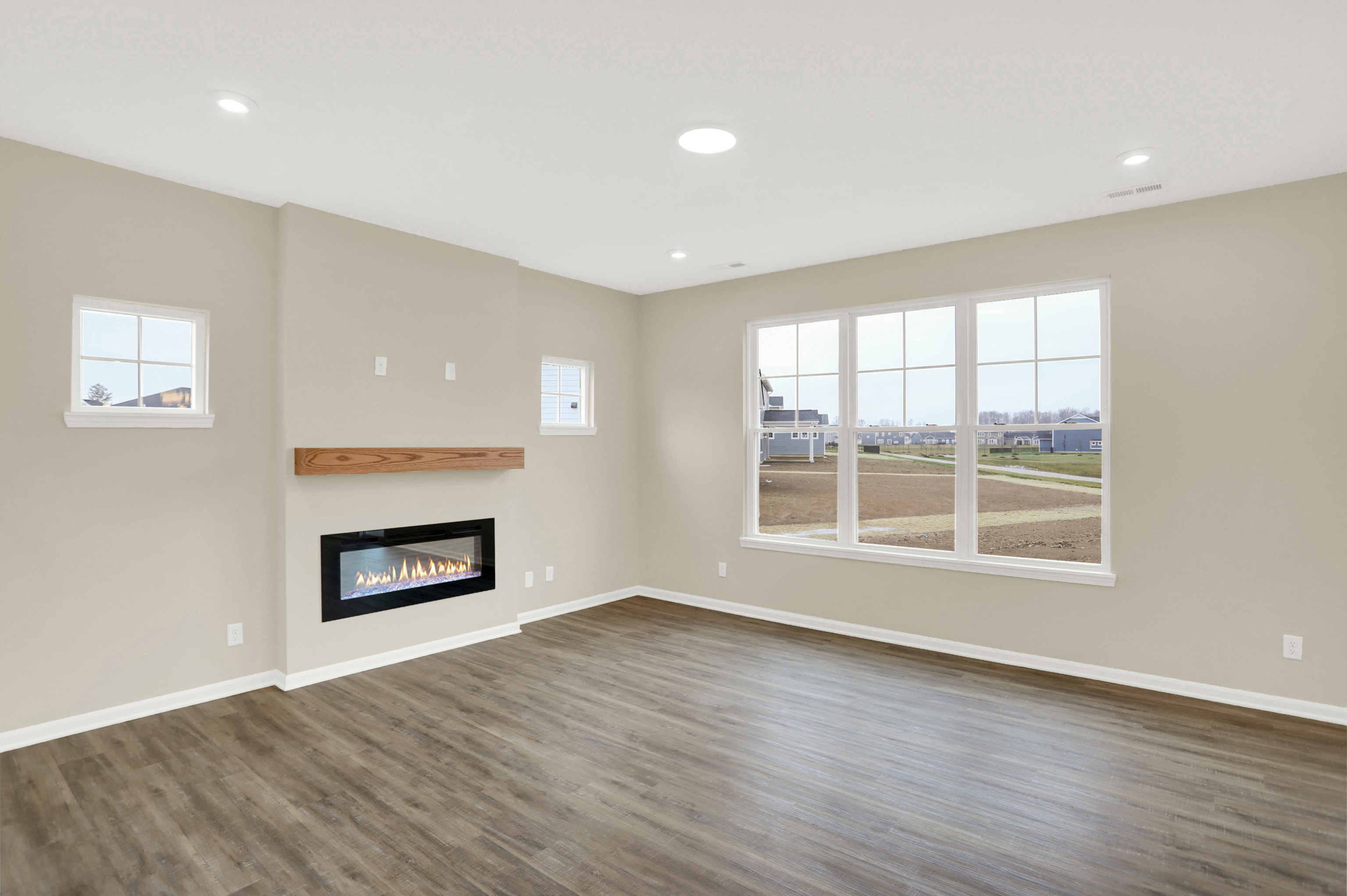 3962 Railhead Avenue