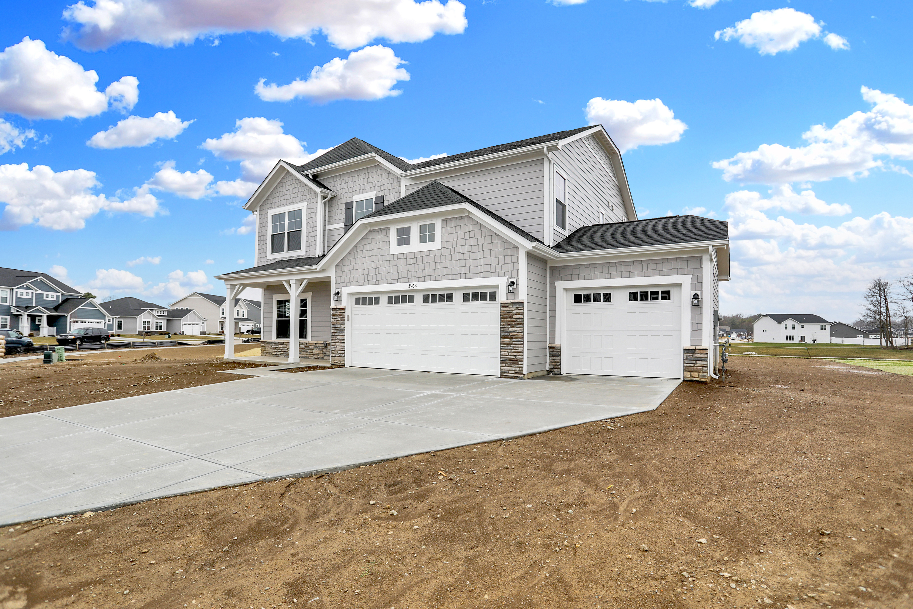 3962 Railhead Avenue