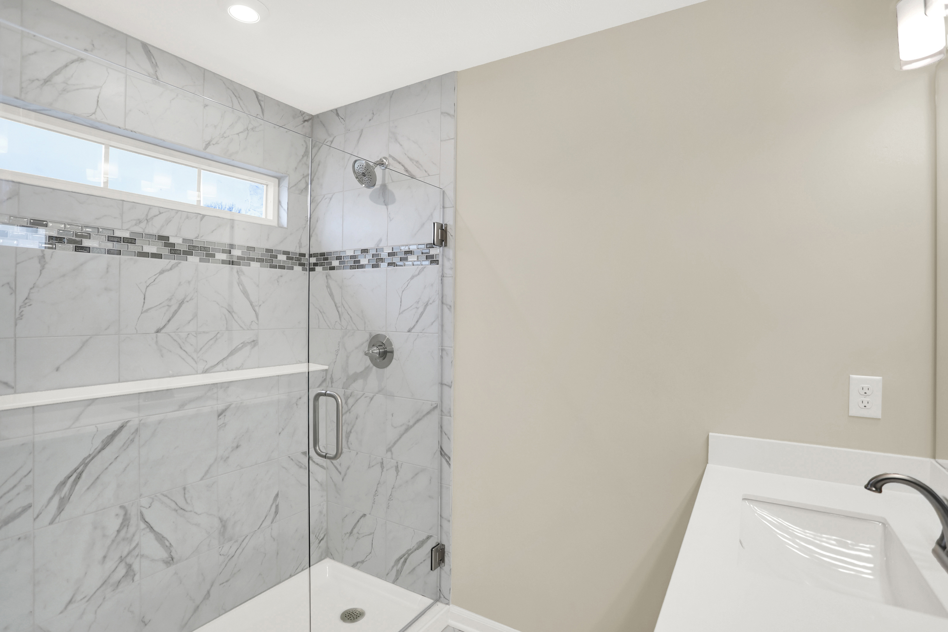 3962 Railhead Avenue