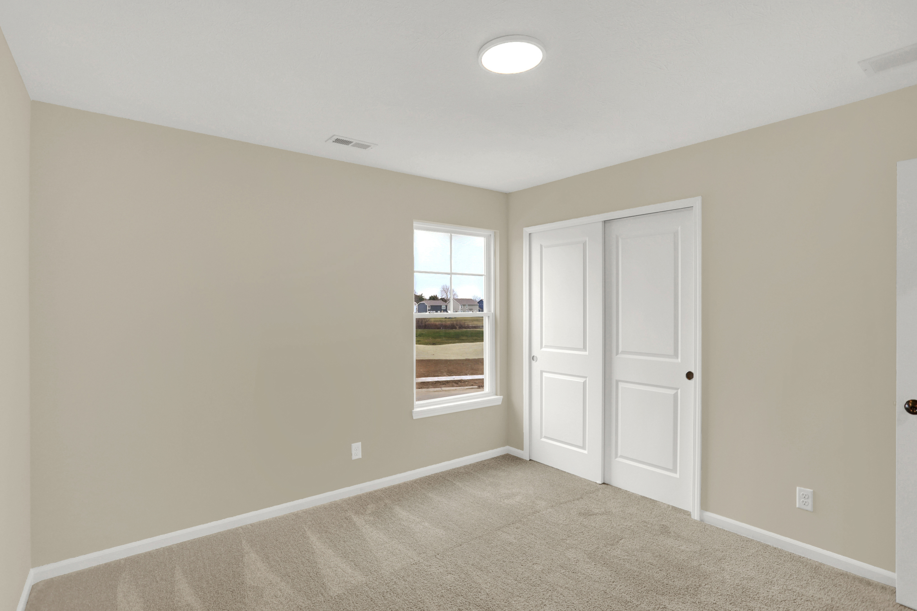 3962 Railhead Avenue