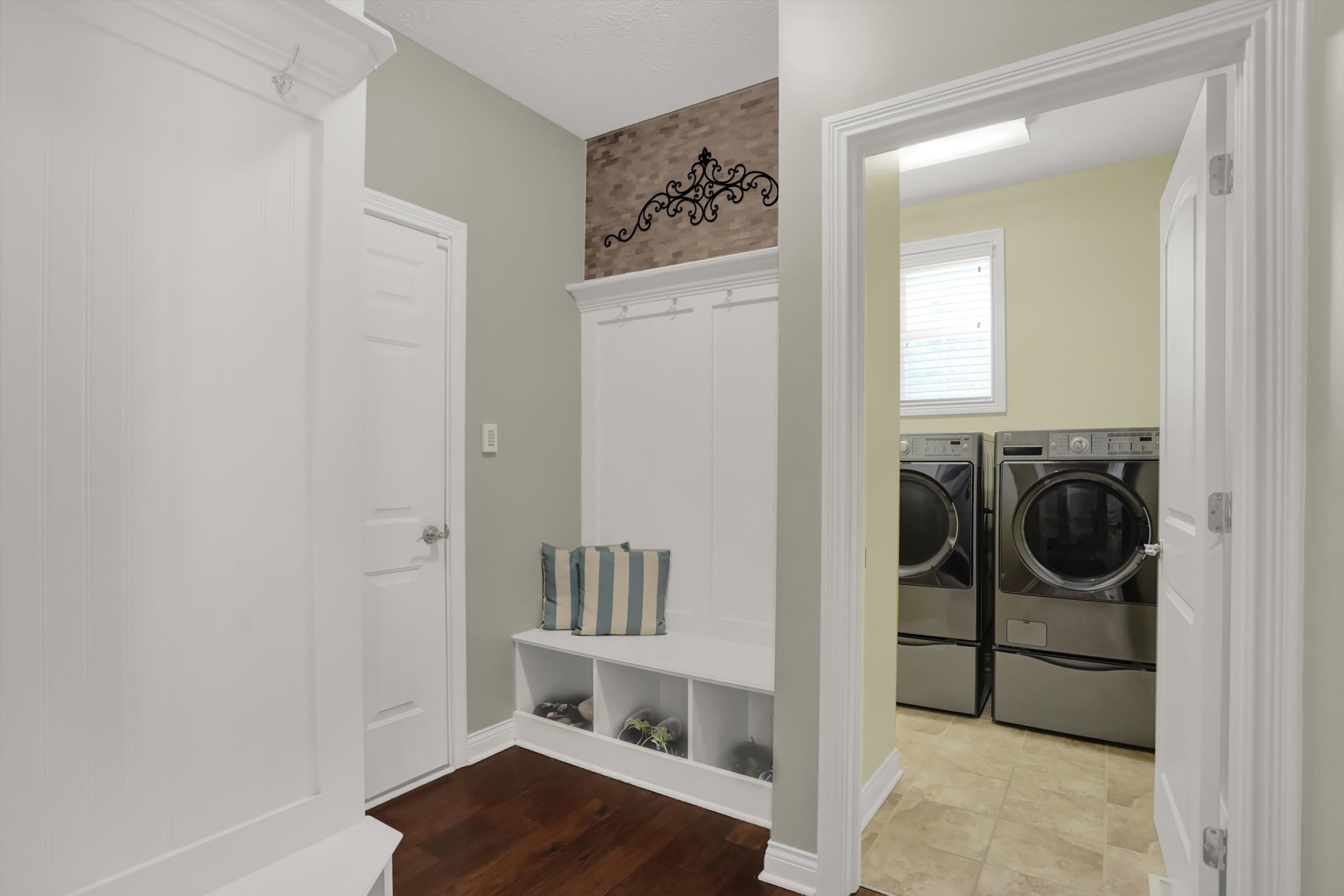 15812 Viking Lair Road