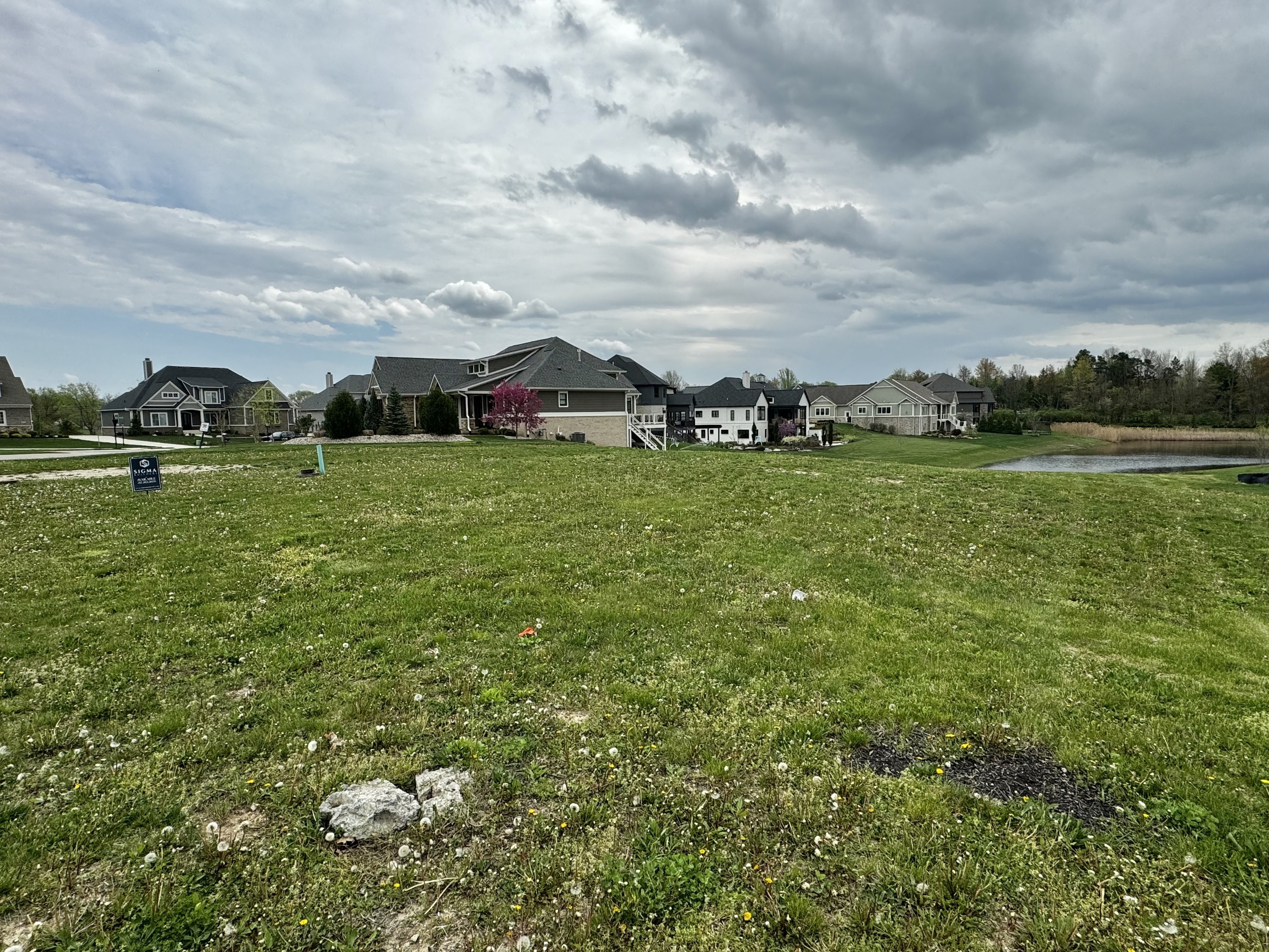 4497 Sparkling Water Way