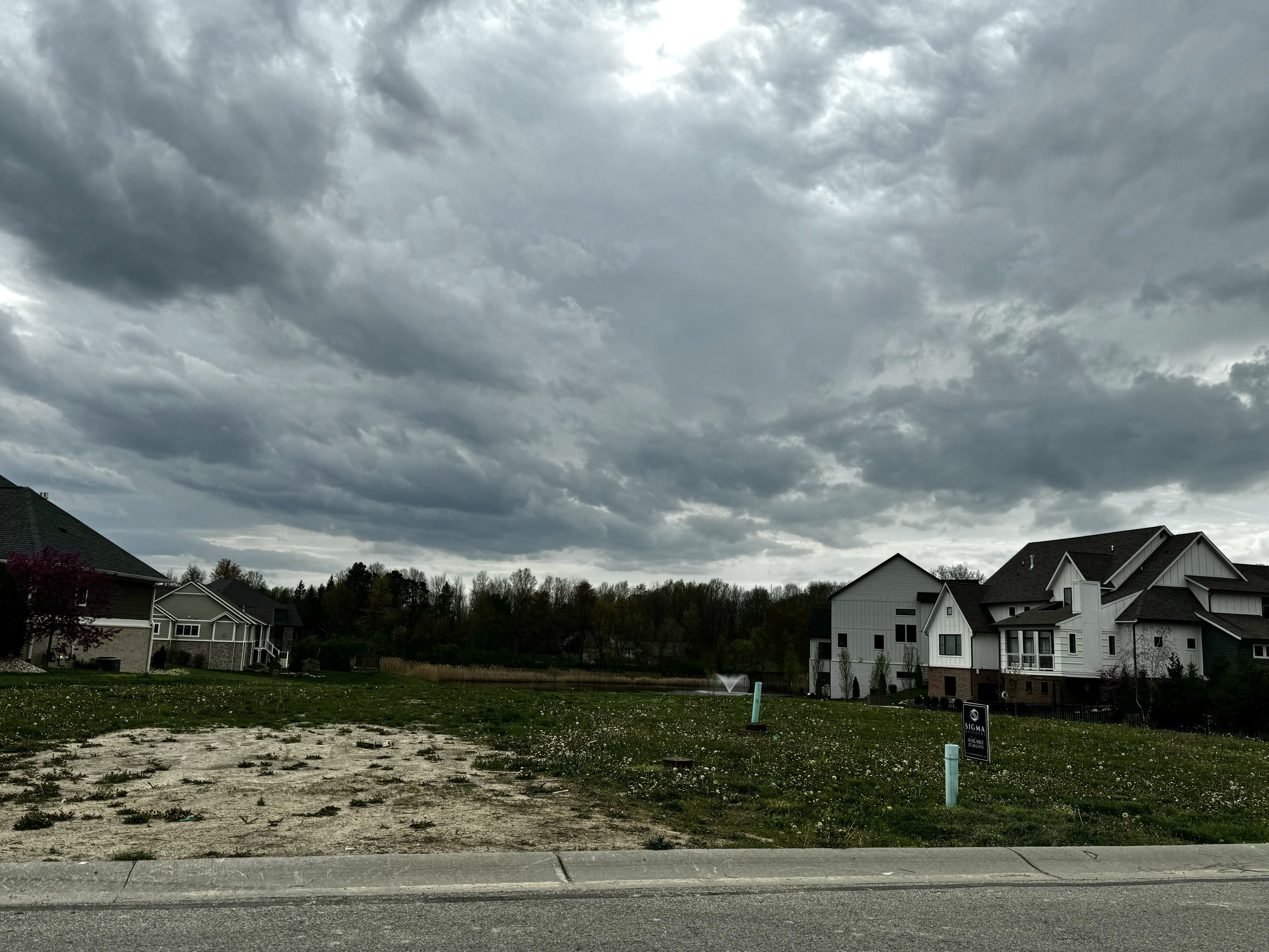 4497 Sparkling Water Way