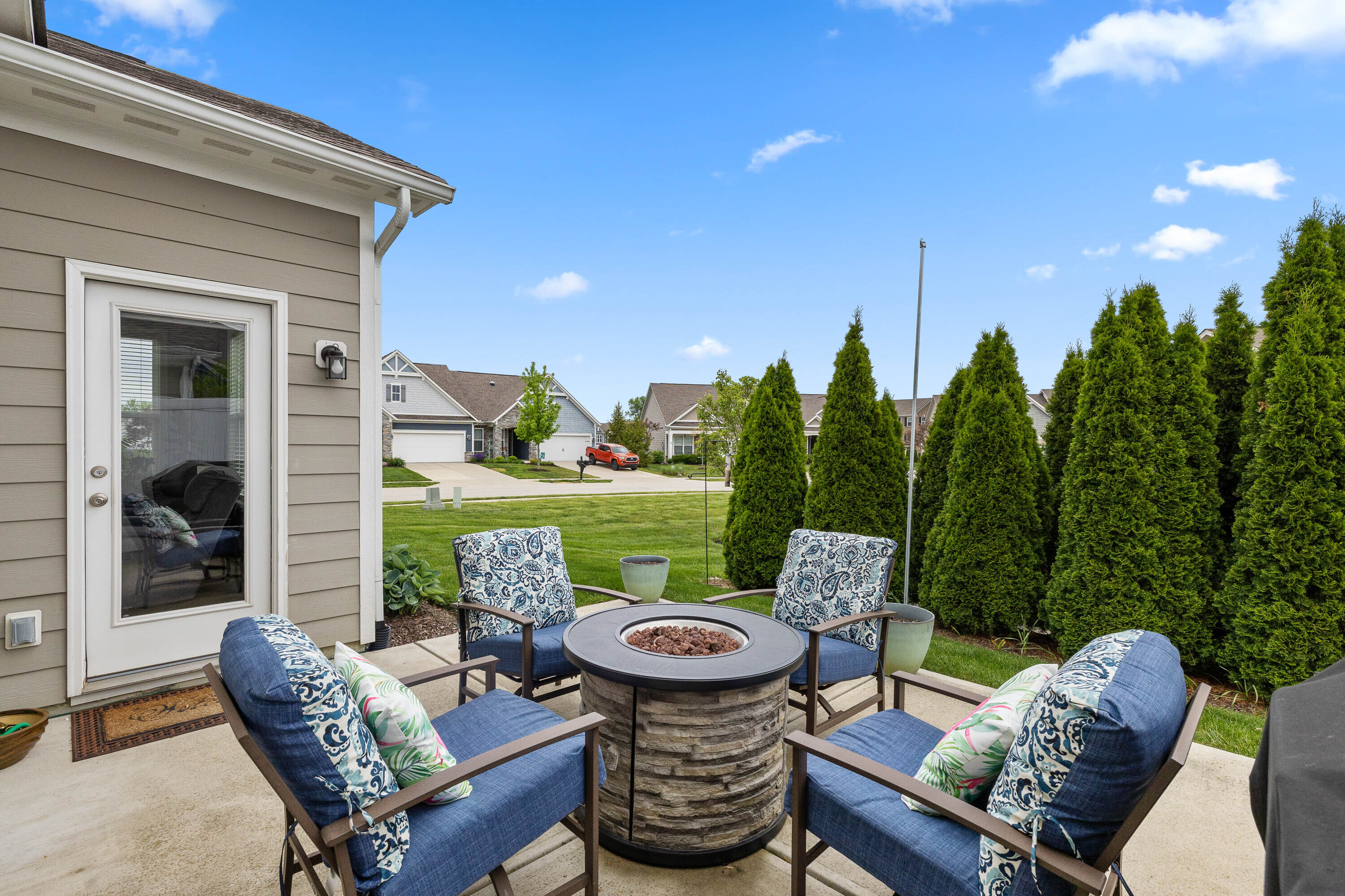 3406 Heathcliff Court W