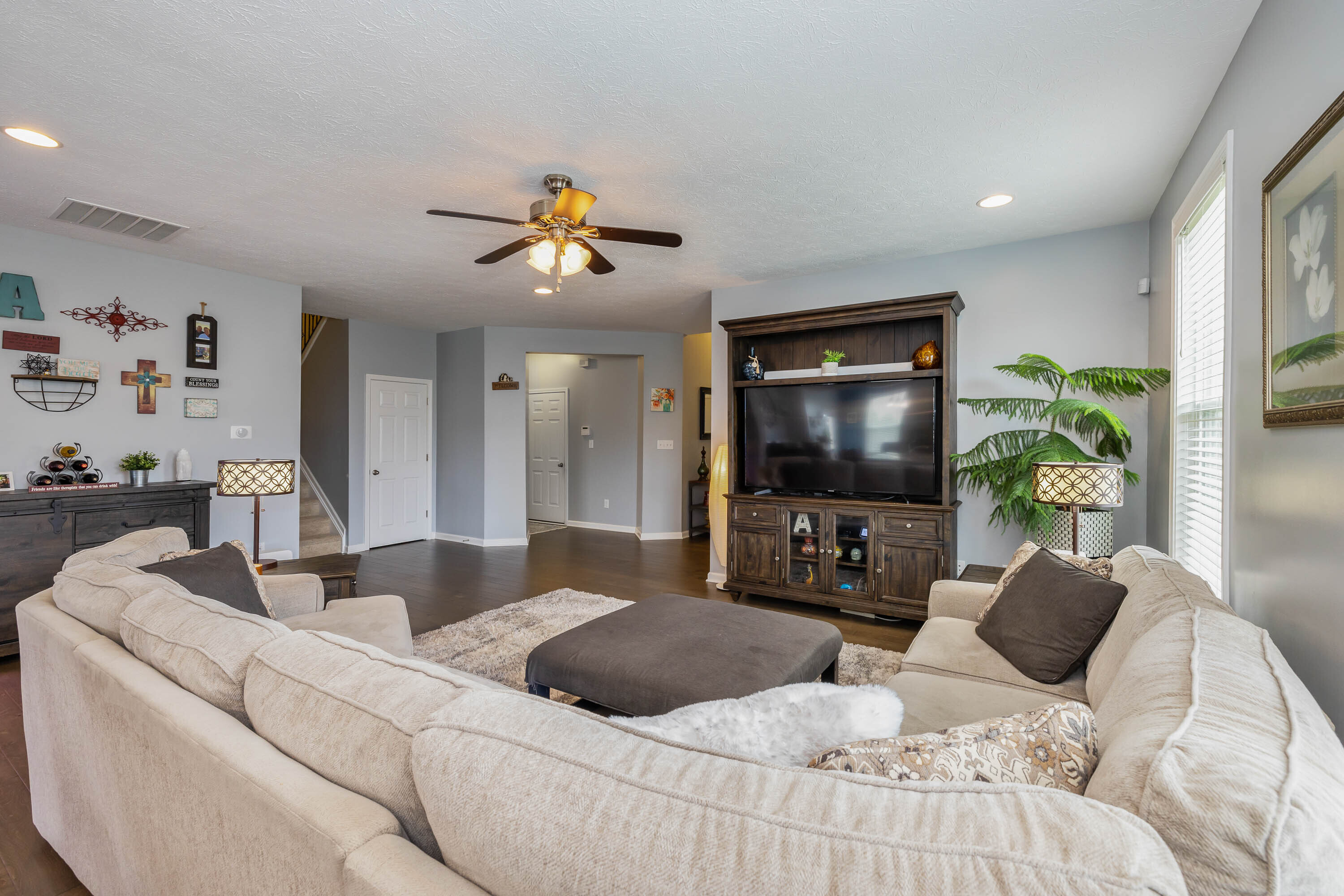 3406 Heathcliff Court W