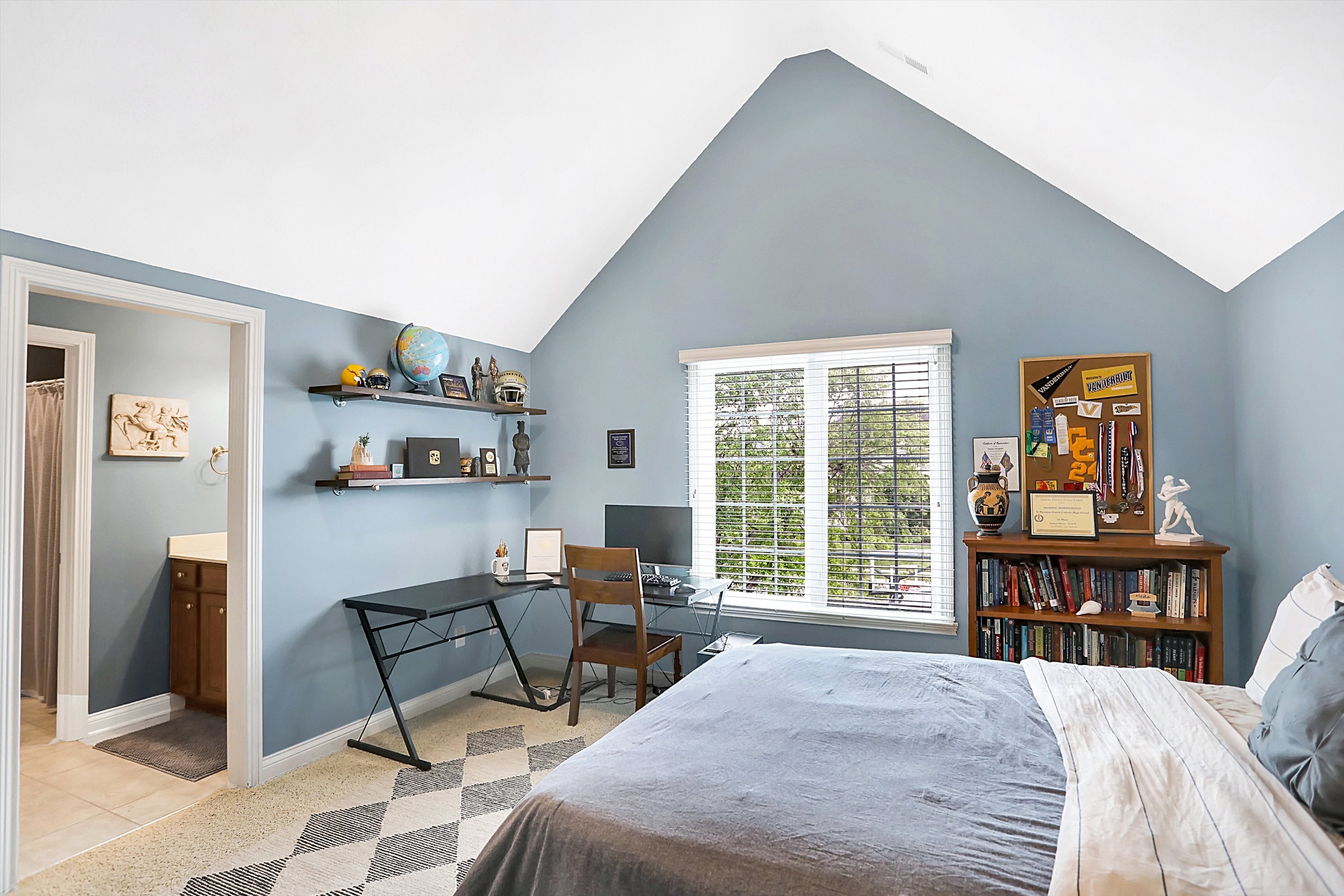 6482 Braemar Avenue N