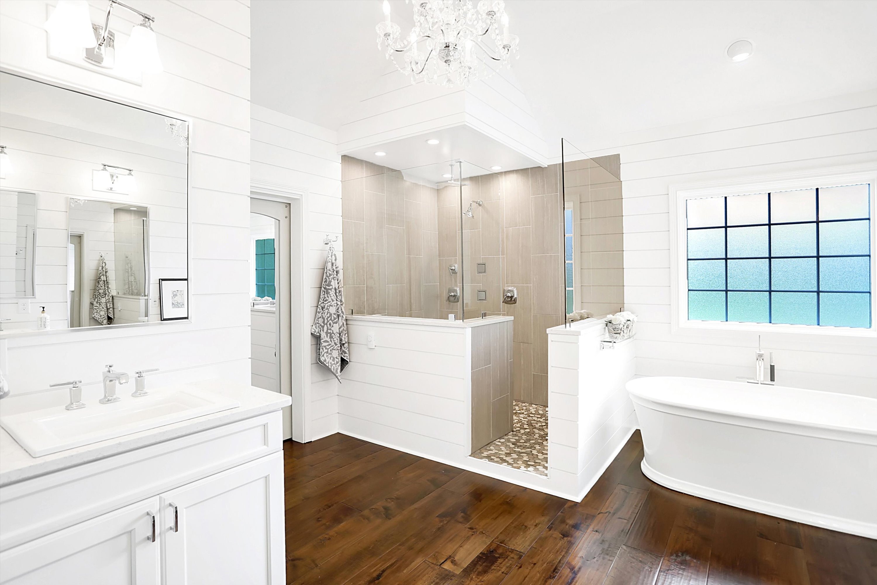 6482 Braemar Avenue N