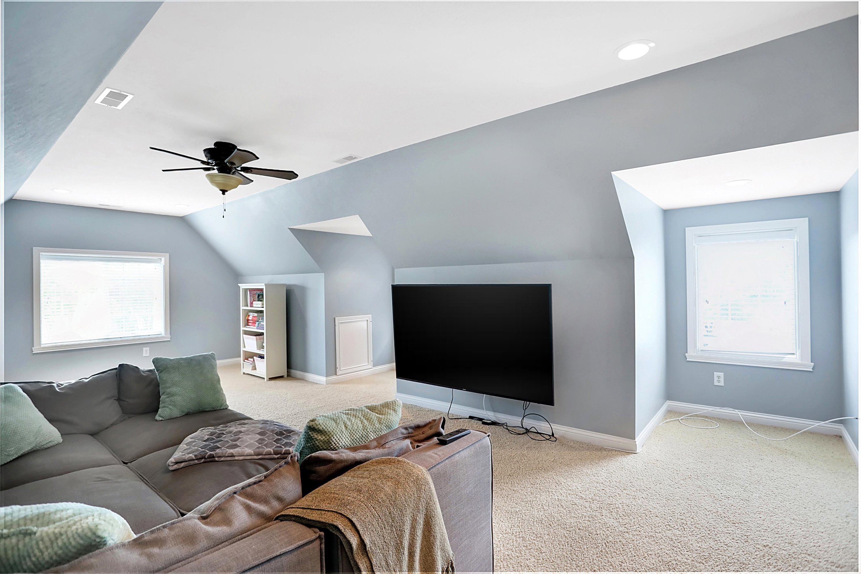 6482 Braemar Avenue N