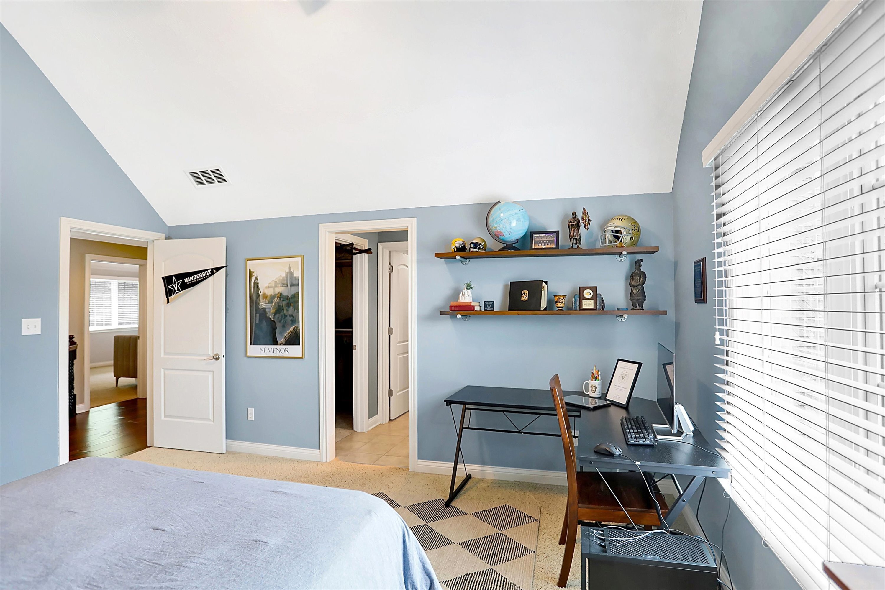 6482 Braemar Avenue N