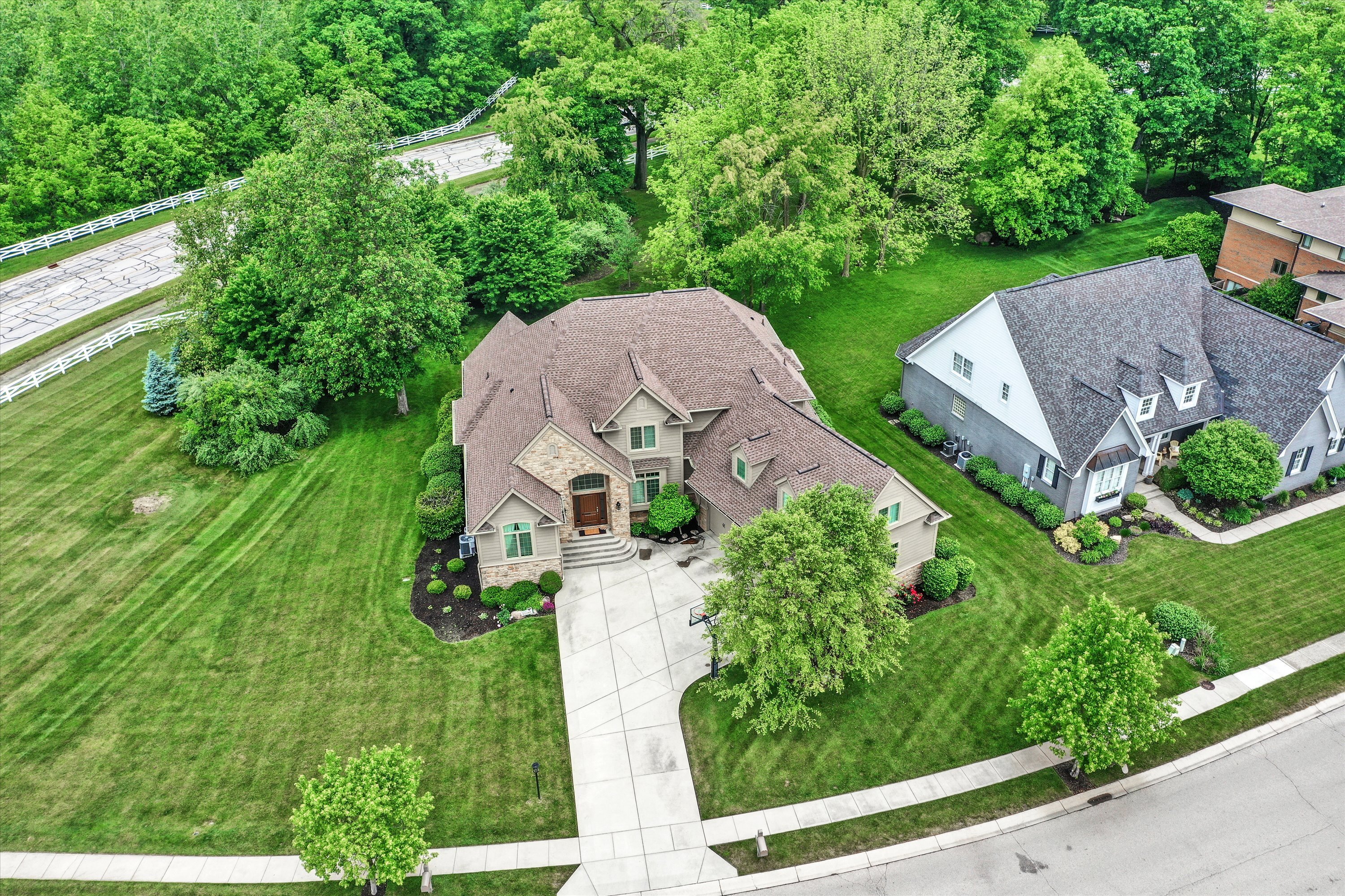 6482 Braemar Avenue N