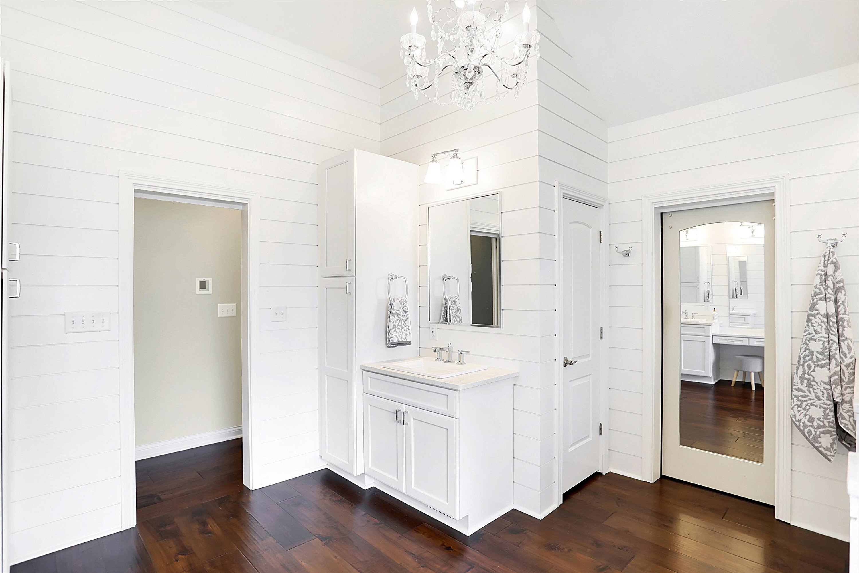 6482 Braemar Avenue N