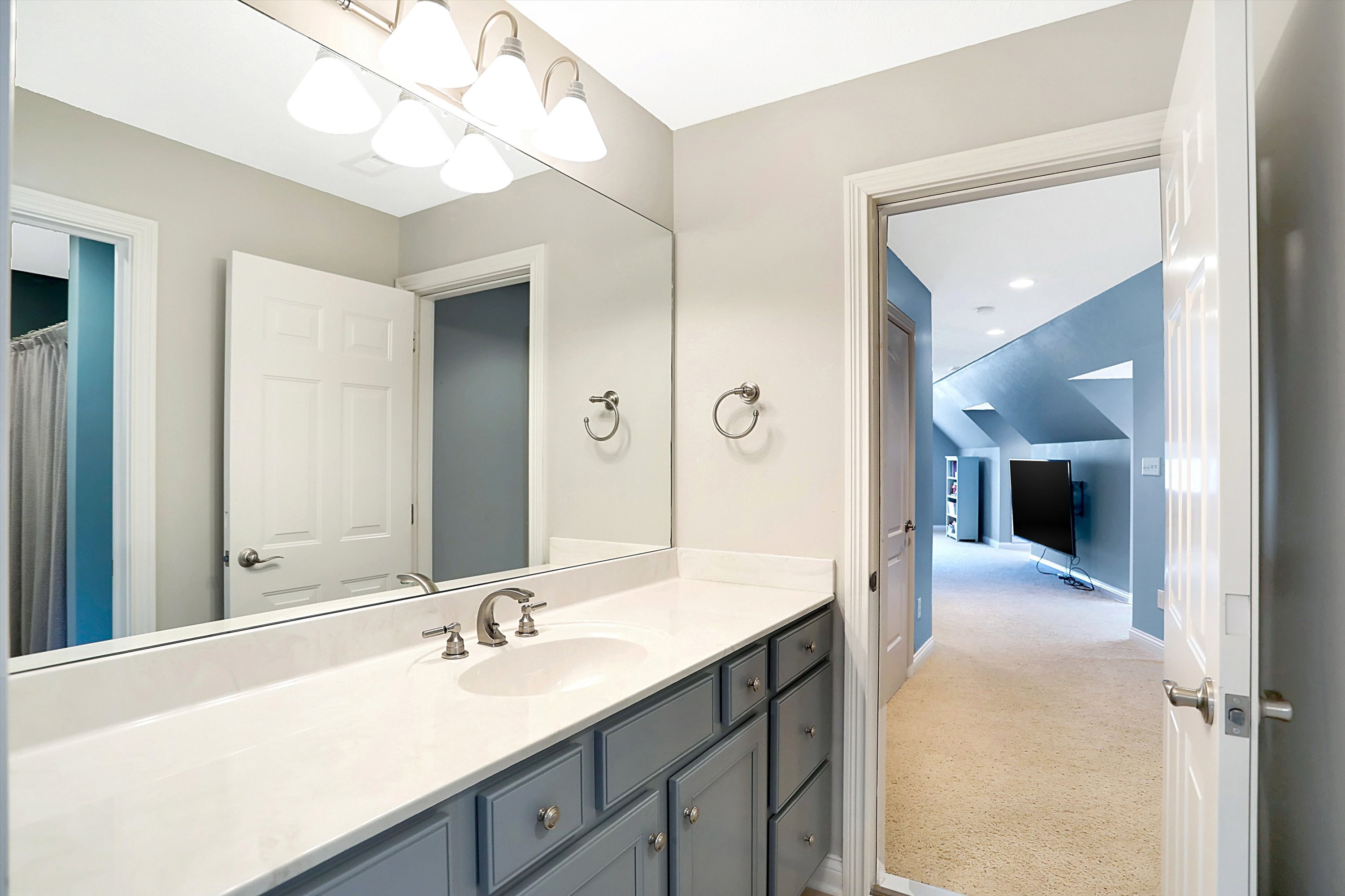 6482 Braemar Avenue N