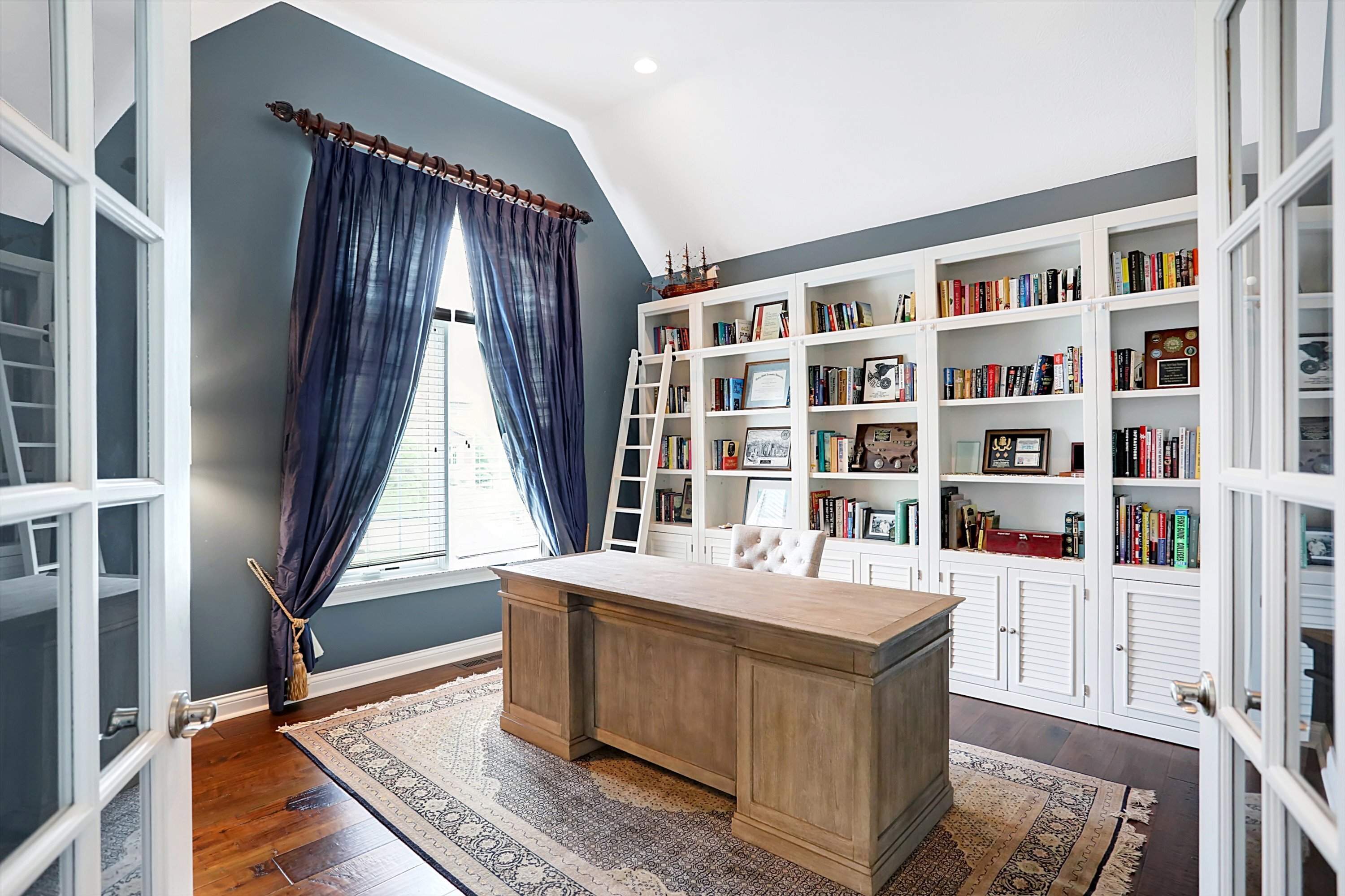 6482 Braemar Avenue N