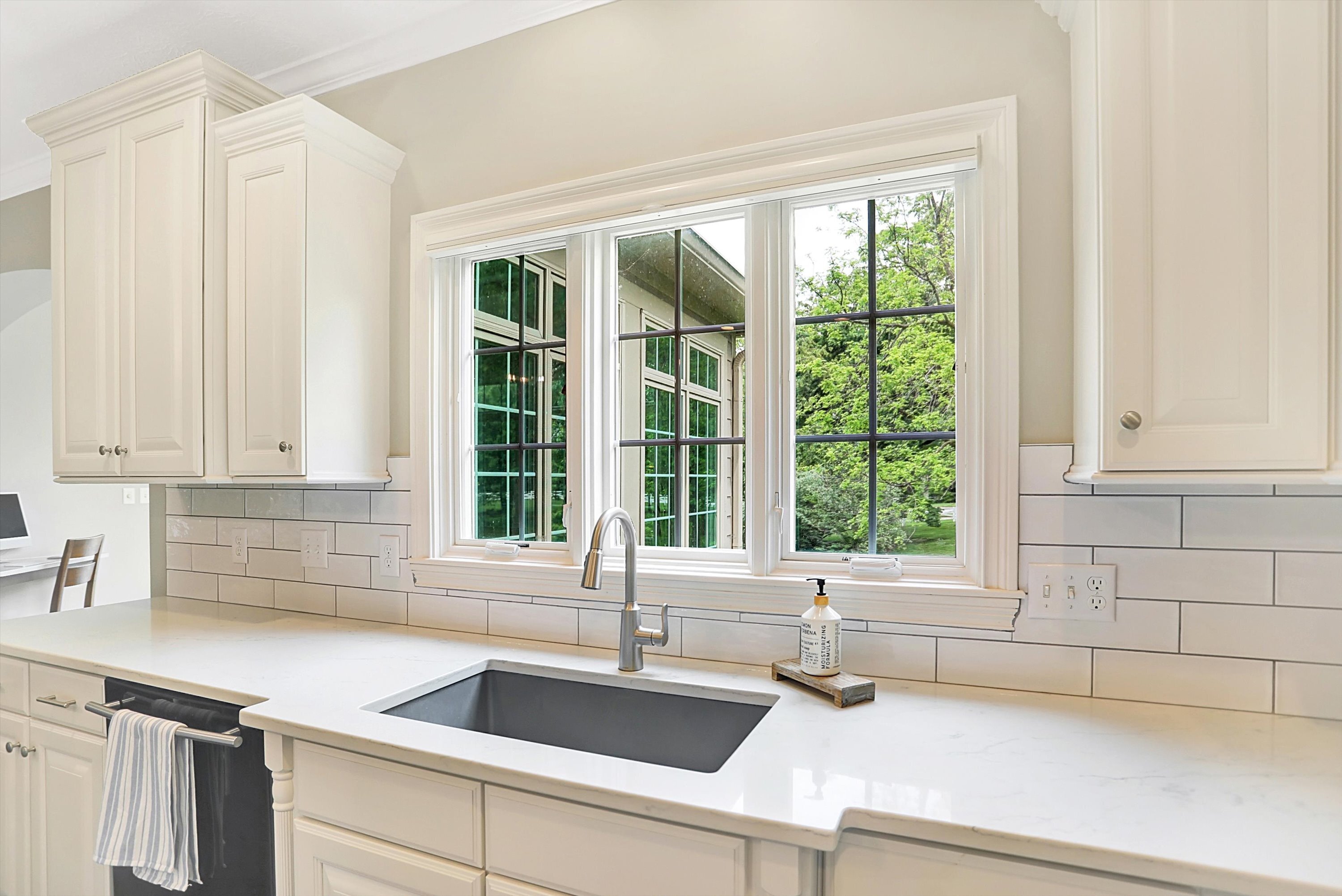 6482 Braemar Avenue N