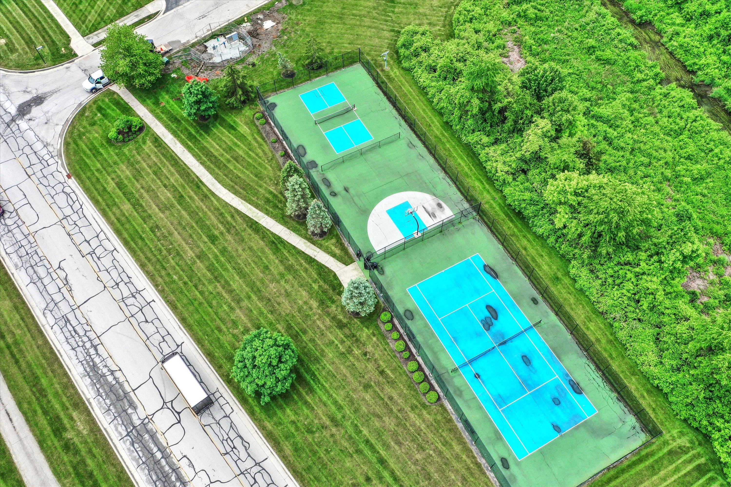 6482 Braemar Avenue N