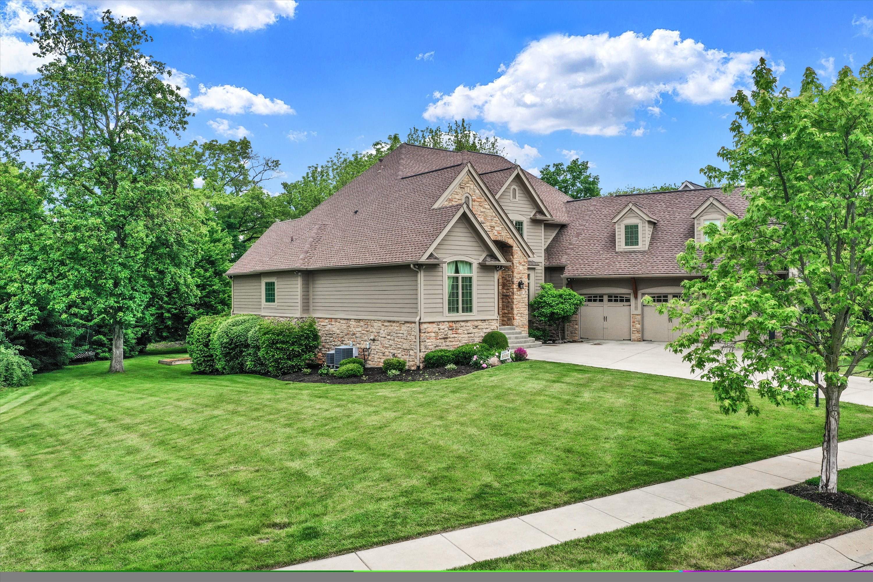 6482 Braemar Avenue N