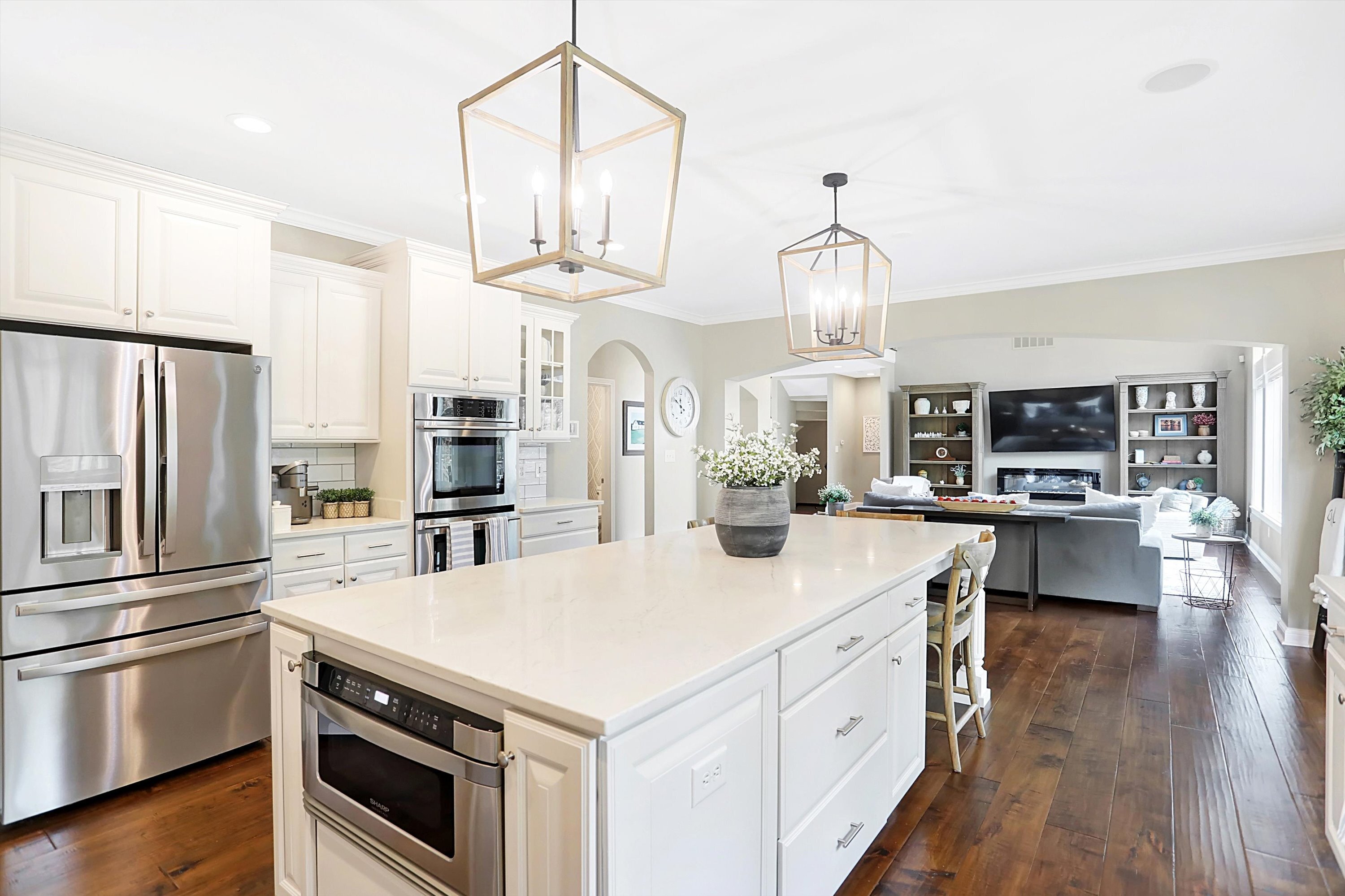 6482 Braemar Avenue N