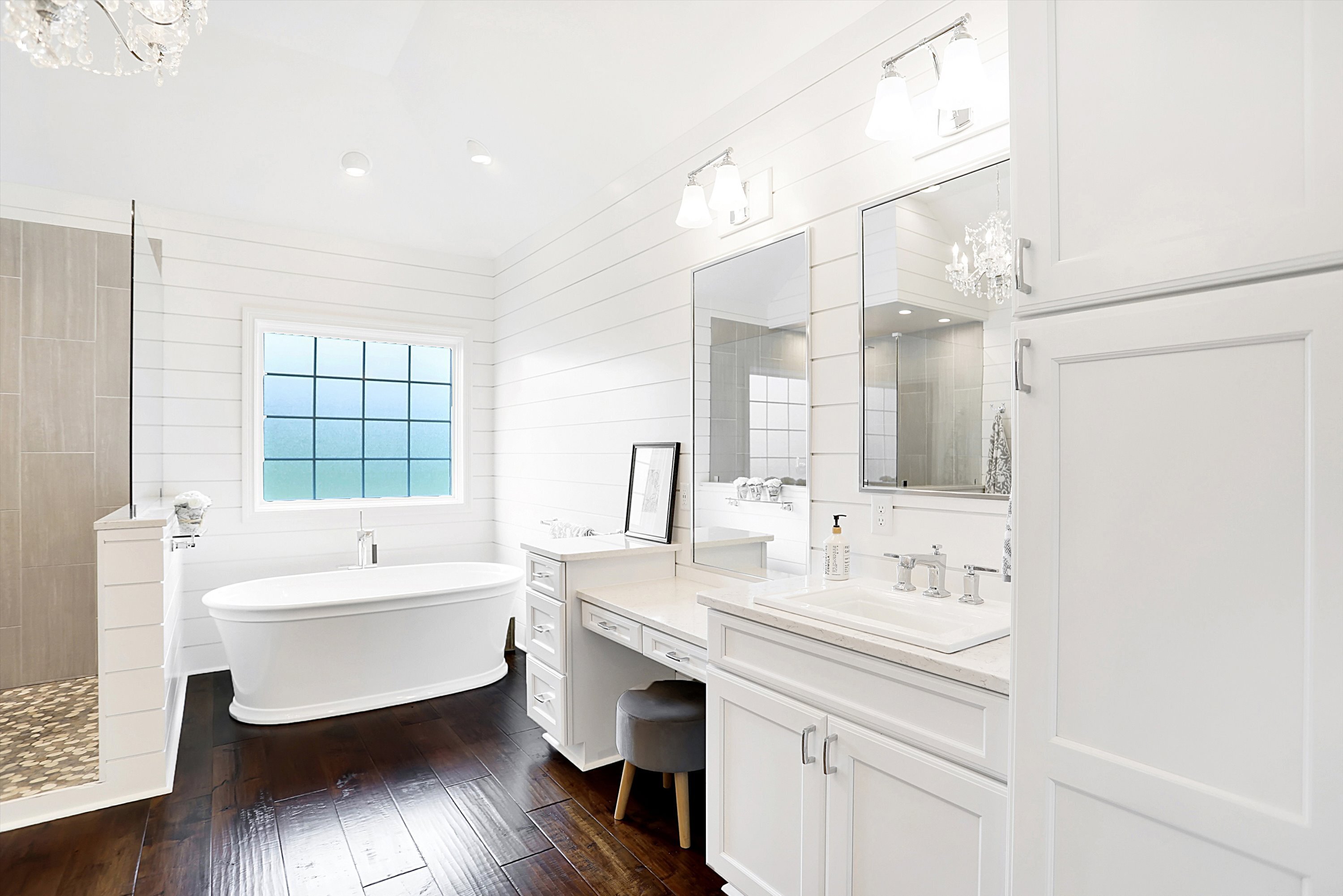 6482 Braemar Avenue N