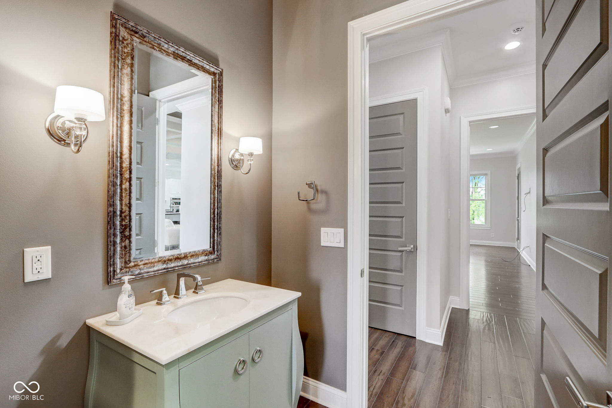 972 Oak Terrace Road