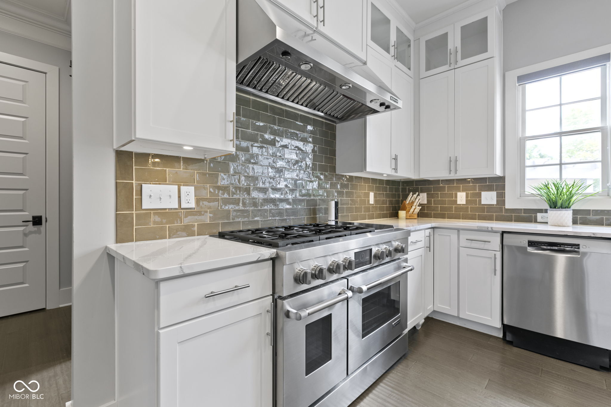 13082 Horseferry Road