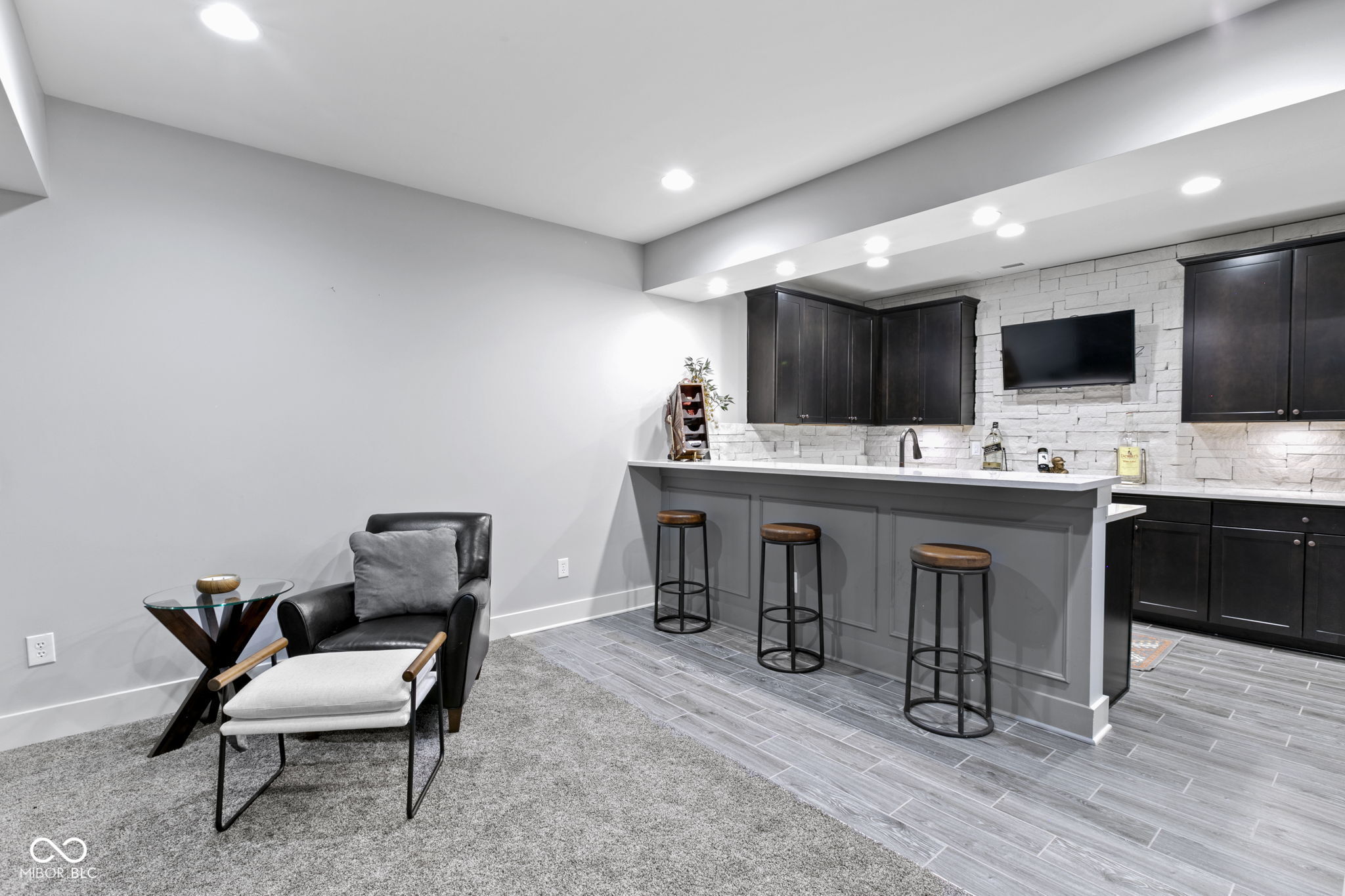 13082 Horseferry Road
