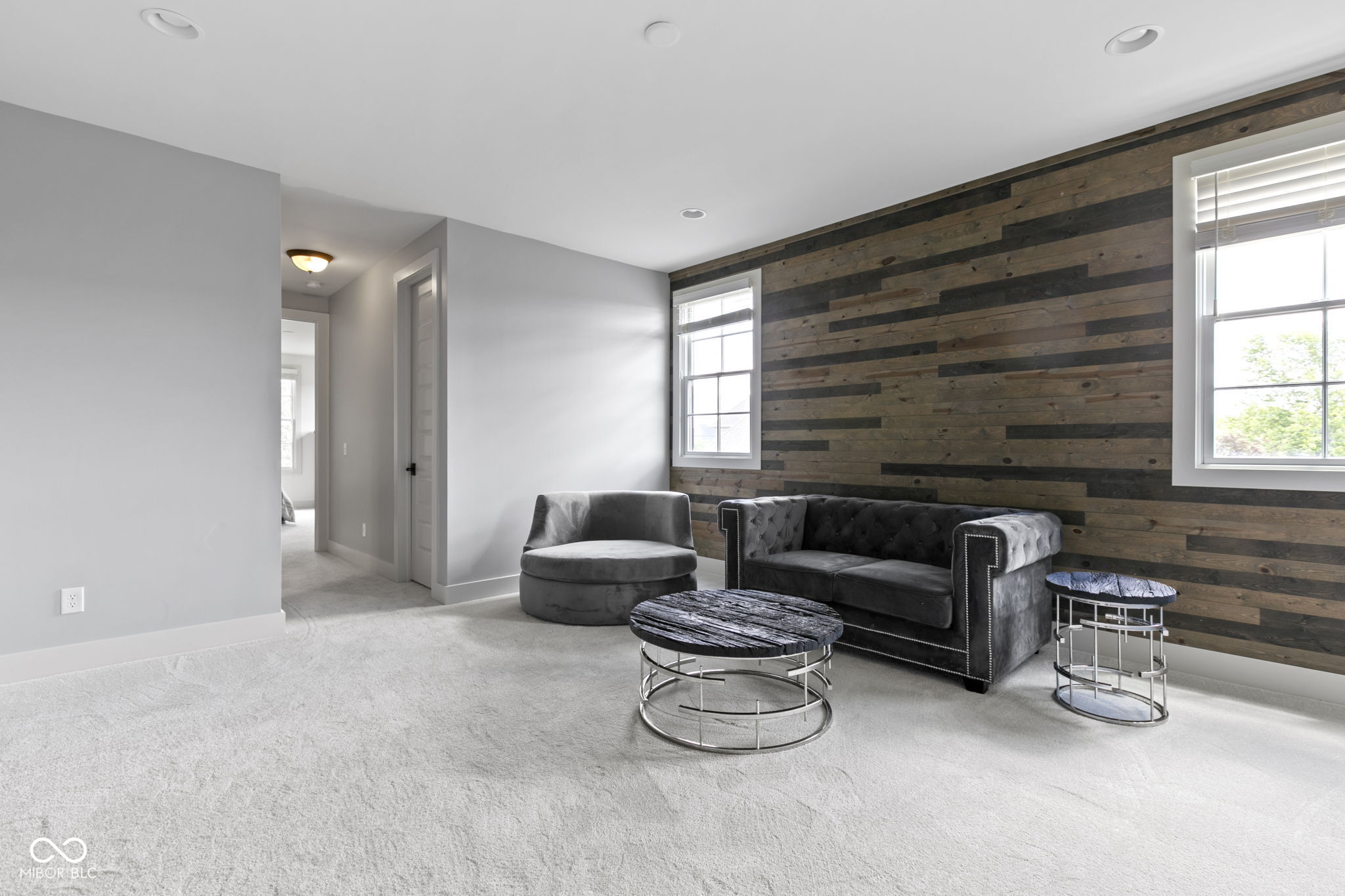 13082 Horseferry Road