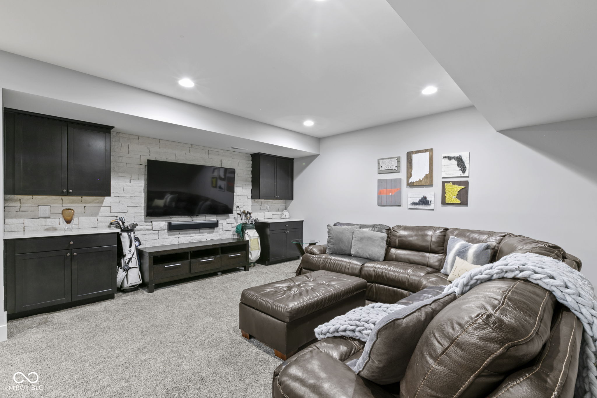 13082 Horseferry Road